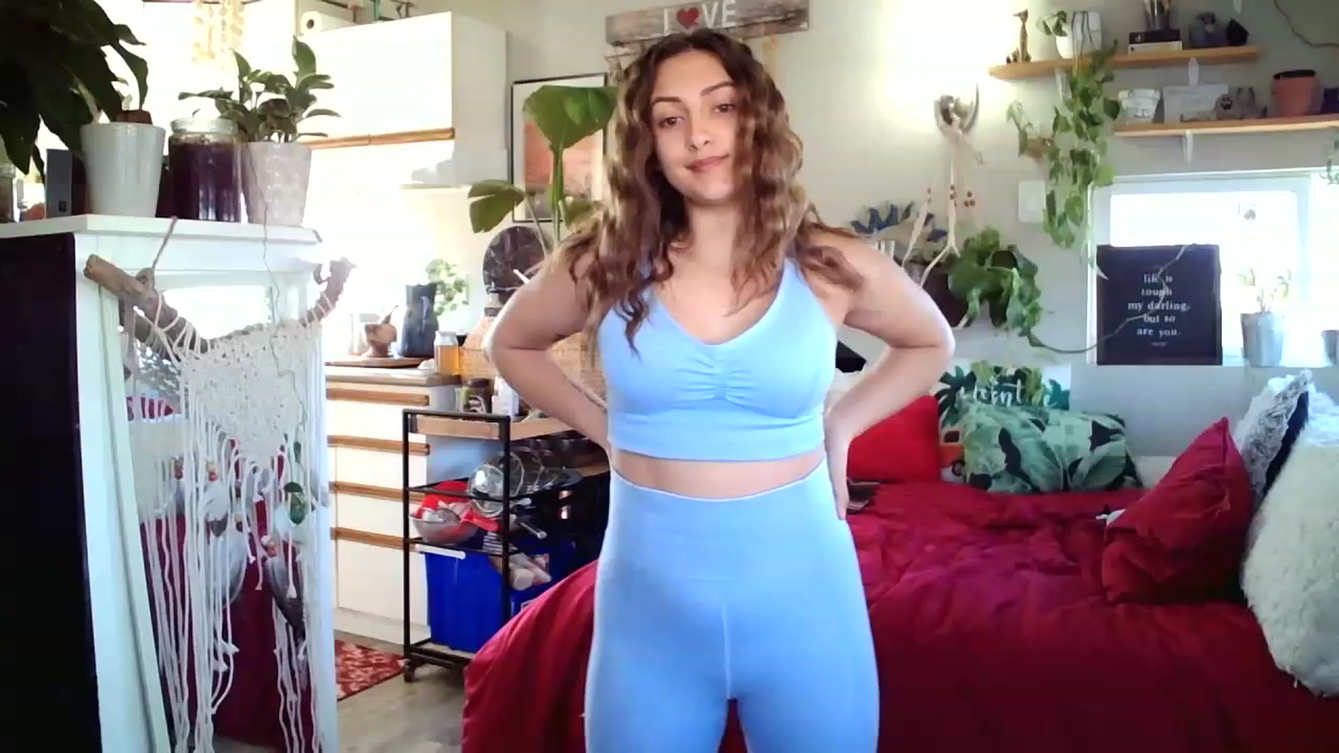 Gallery image thumbnail from Sexylexi211's myfreecams stream on, 12/02/2022, 01:14 image 1 of 20