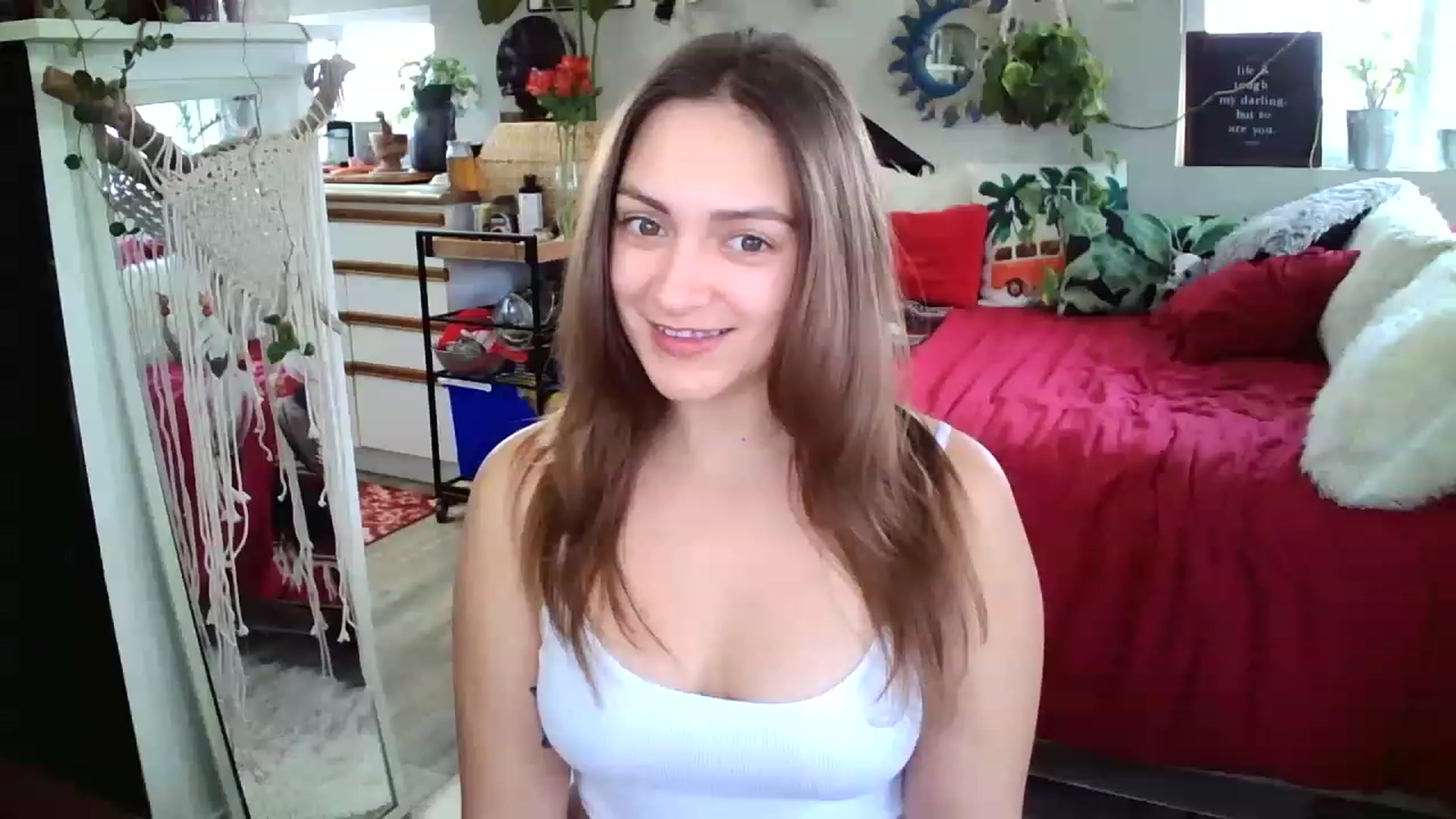 Gallery image thumbnail from Sexylexi211's myfreecams stream on, 11/28/2022, 18:46 image 19 of 20