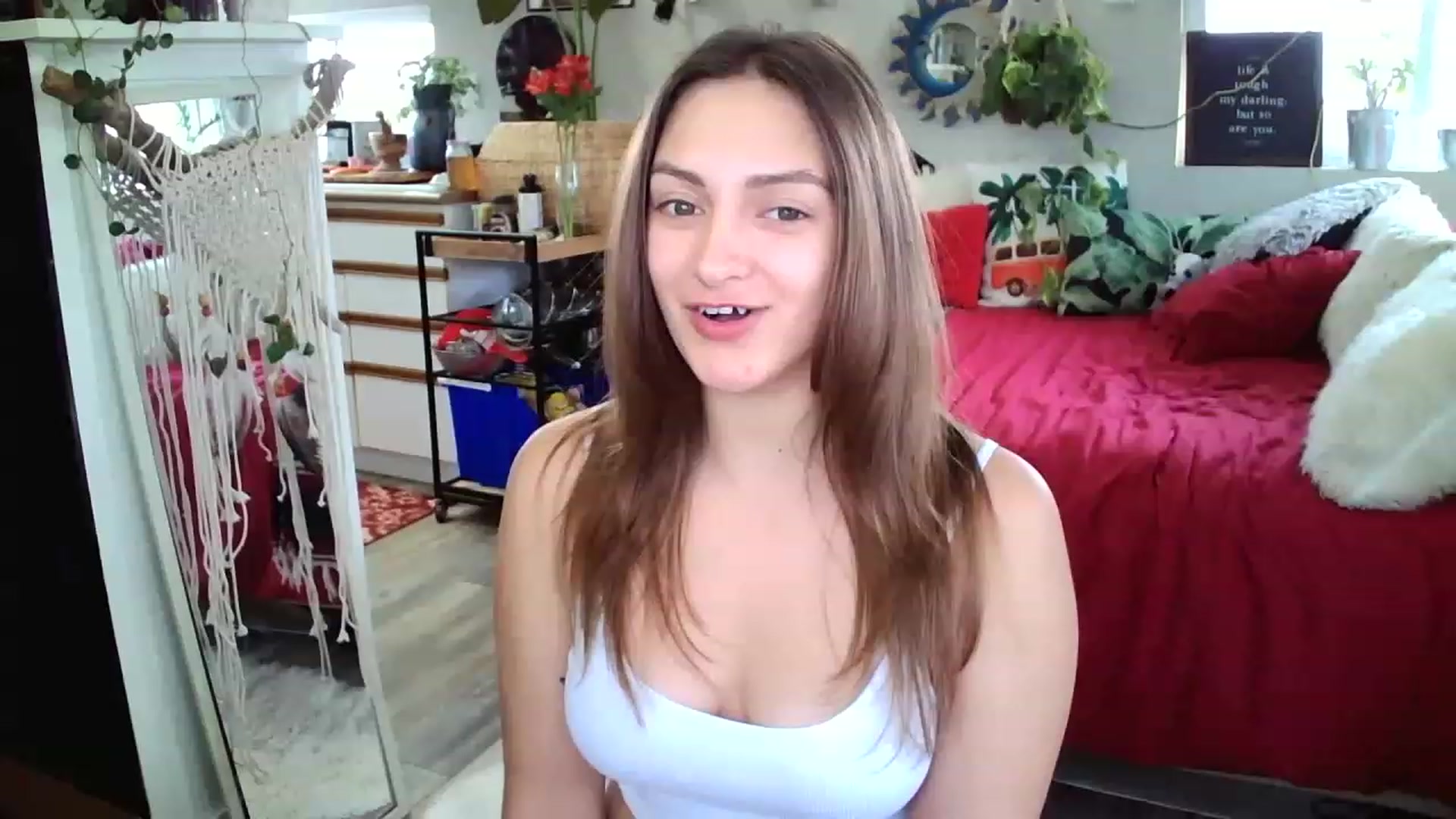 Gallery image thumbnail from Sexylexi211's myfreecams stream on, 11/28/2022, 18:46 image 20 of 20