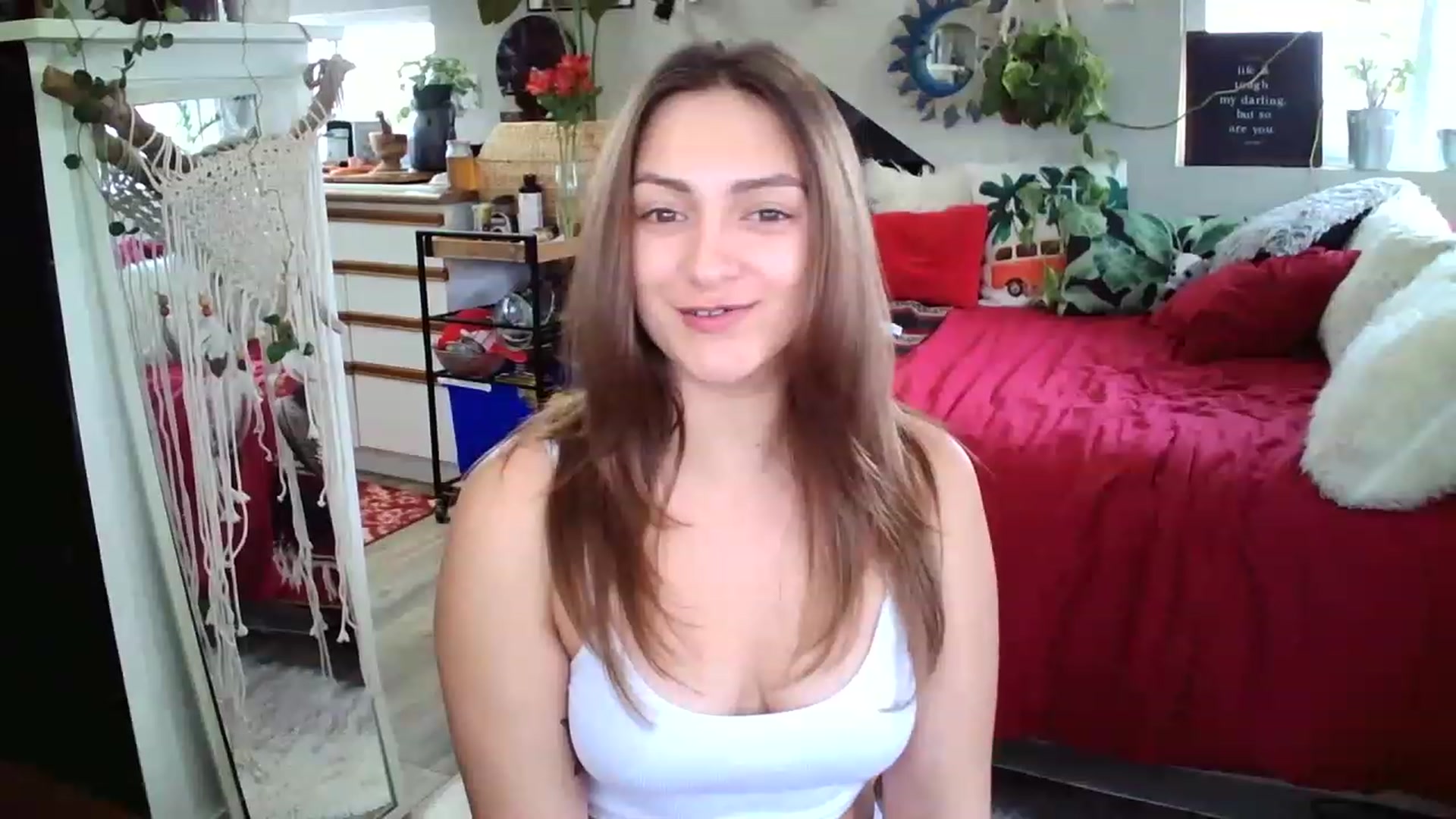 Gallery image thumbnail from Sexylexi211's myfreecams stream on, 11/28/2022, 18:46 image 16 of 20