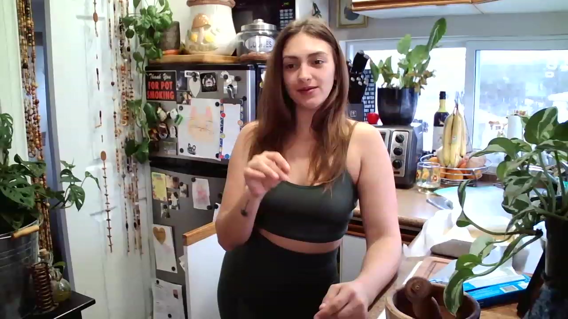 Gallery image thumbnail from Sexylexi211's myfreecams stream on, 12/22/2022, 20:48 image 11 of 20