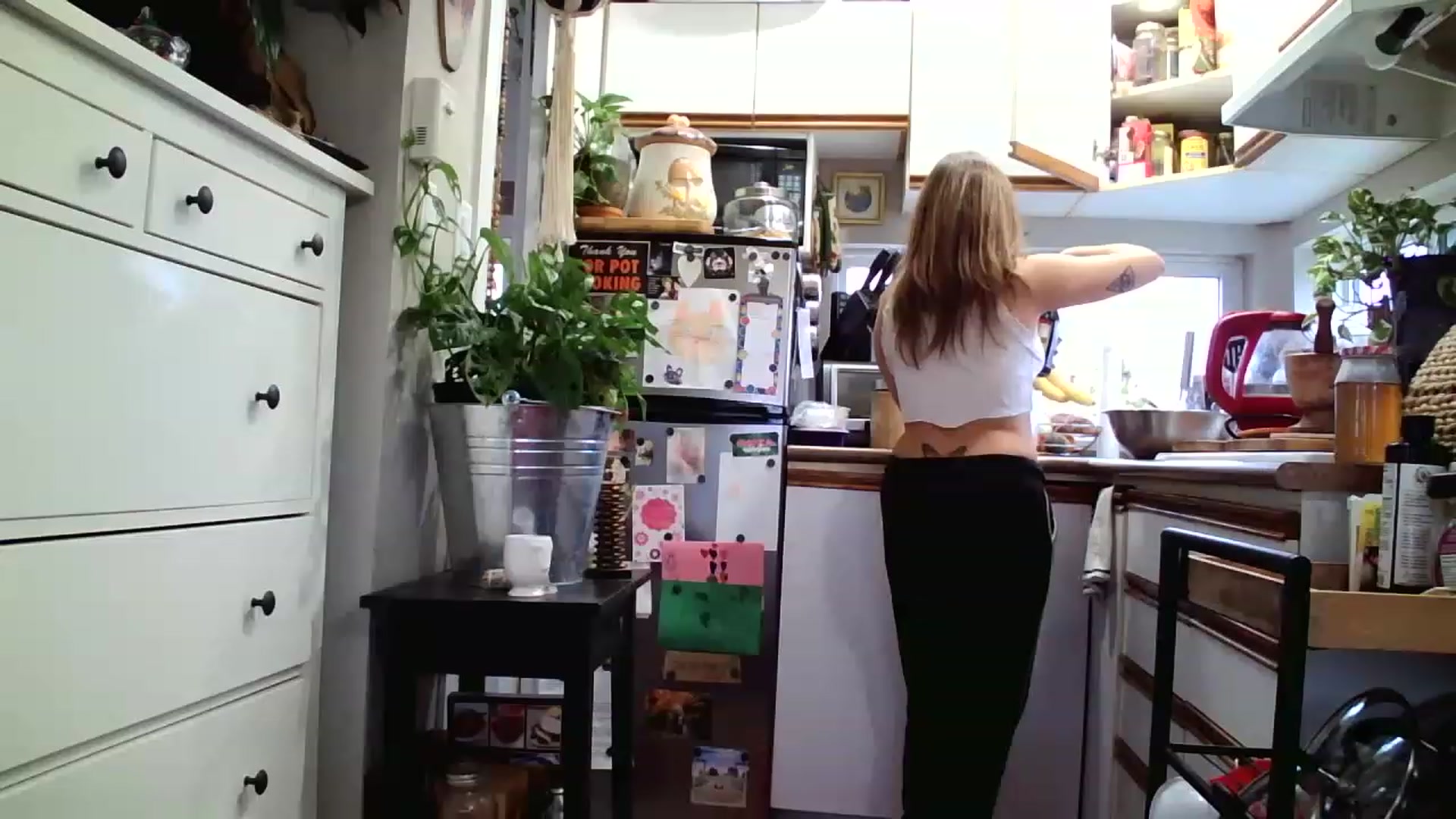 Gallery image thumbnail from Sexylexi211's myfreecams stream on, 01/01/2023, 20:53 image 12 of 20