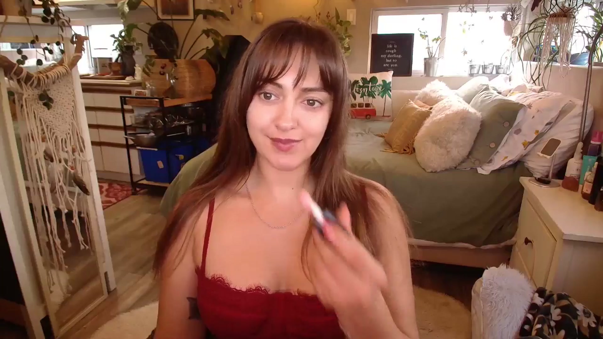 Gallery image thumbnail from Sexylexi211's myfreecams stream on, 12/31/2024, 20:47 image 8 of 20