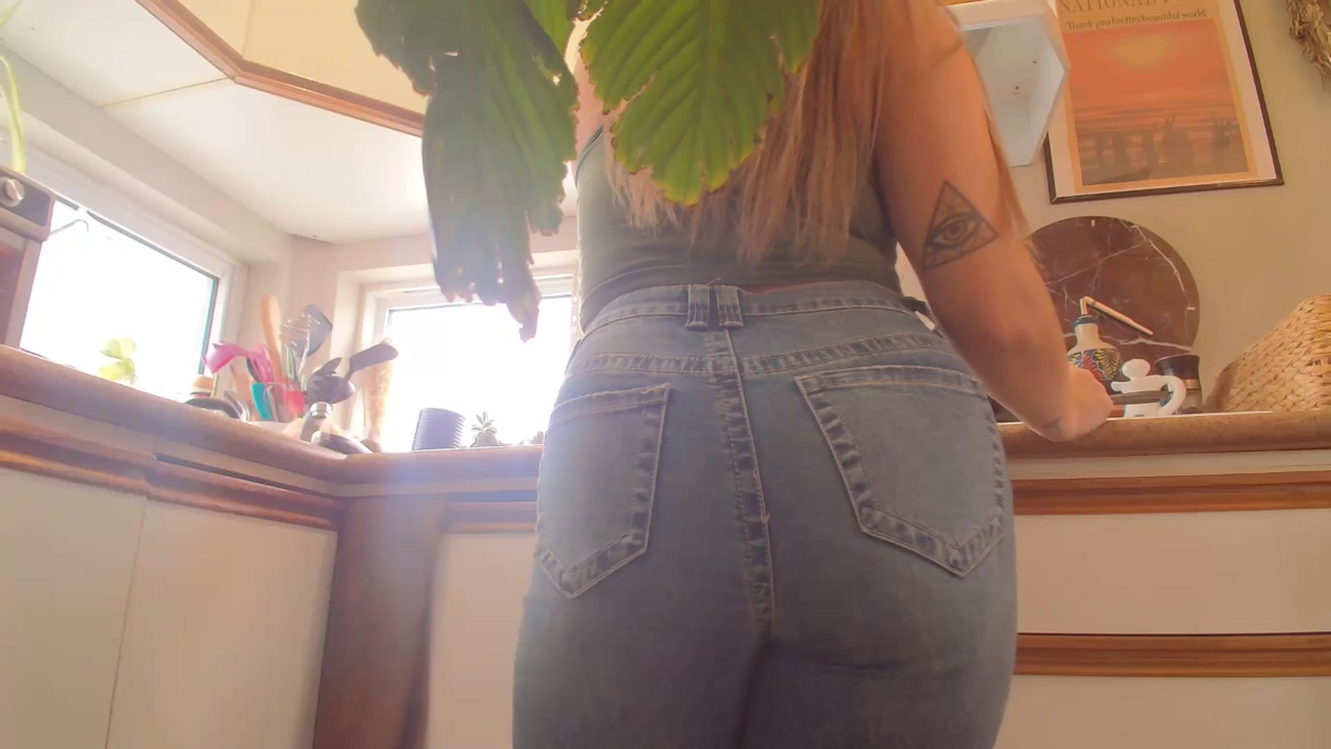 Gallery image thumbnail from Sexylexi211's myfreecams stream on, 12/31/2025, 19:56 image 18 of 20