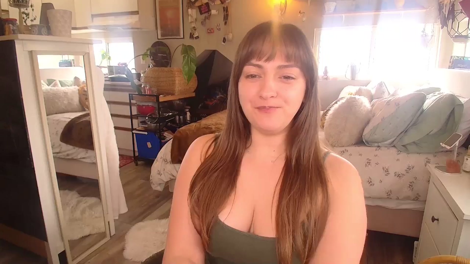 Gallery image thumbnail from Sexylexi211's myfreecams stream on, 04/05/2026, 17:07 image 2 of 20