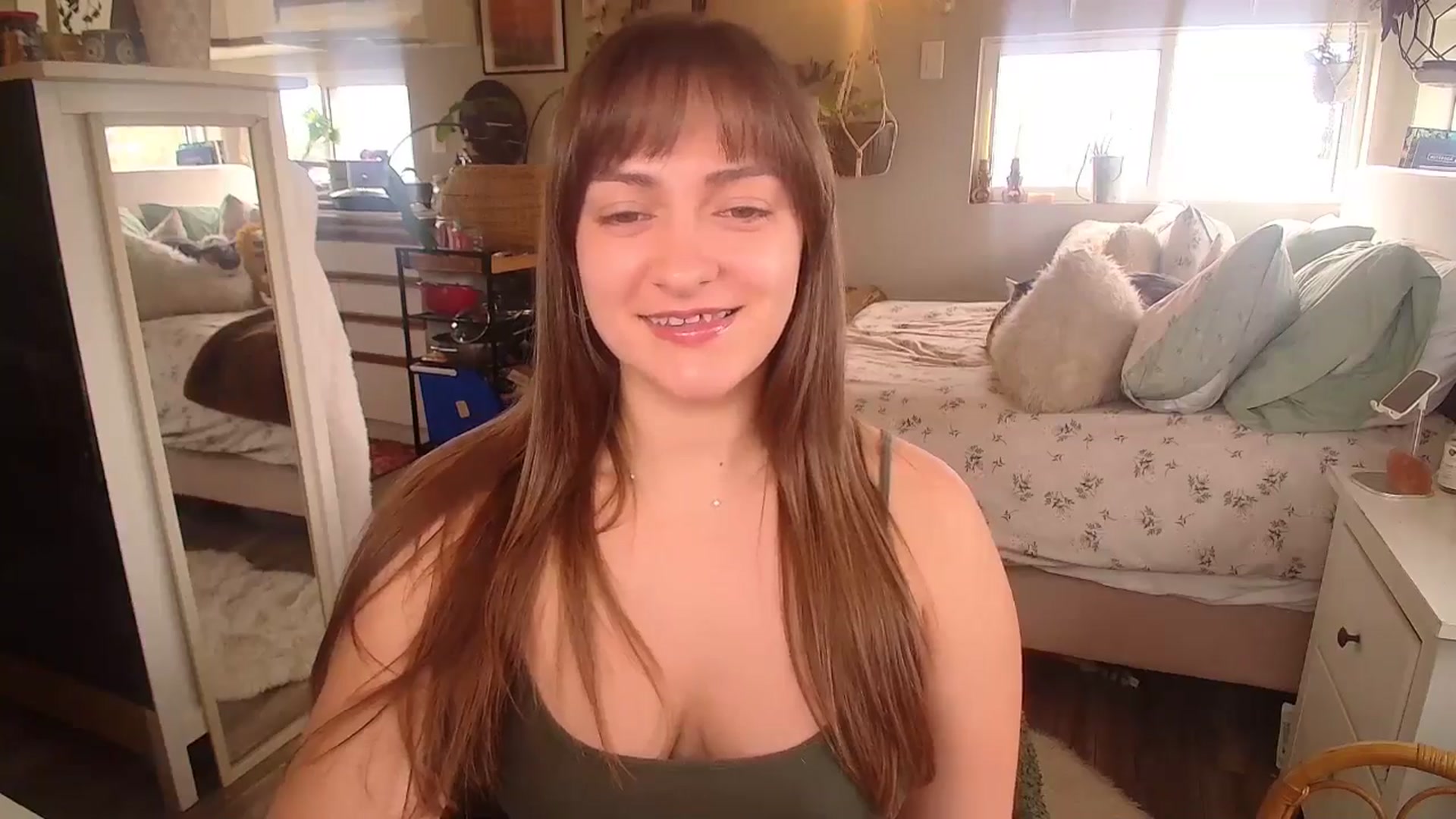 Gallery image thumbnail from Sexylexi211's myfreecams stream on, 04/05/2026, 17:07 image 8 of 20