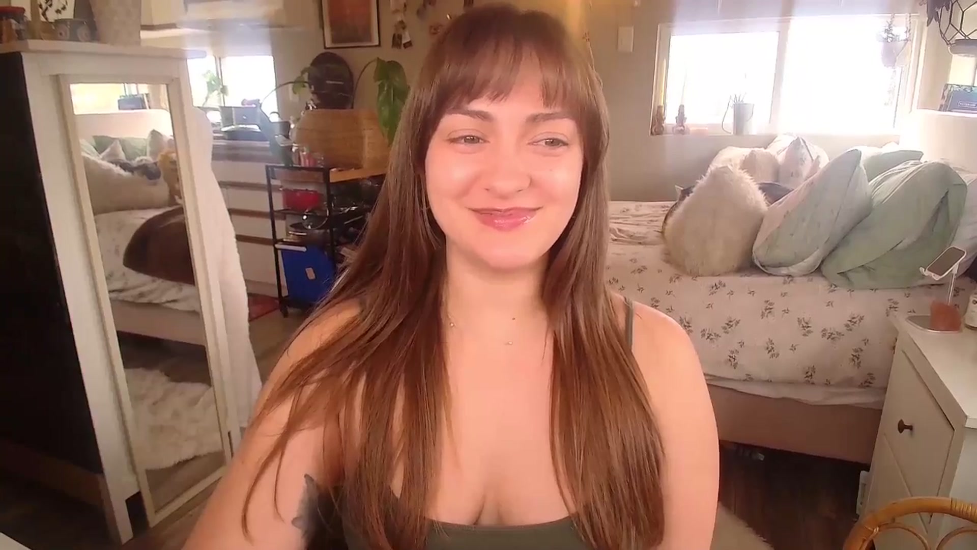 Gallery image thumbnail from Sexylexi211's myfreecams stream on, 04/05/2026, 17:07 image 9 of 20