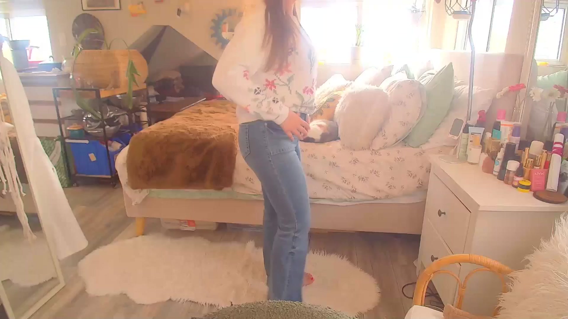 Gallery image thumbnail from Sexylexi211's myfreecams stream on, 05/10/2026, 19:46 image 20 of 20