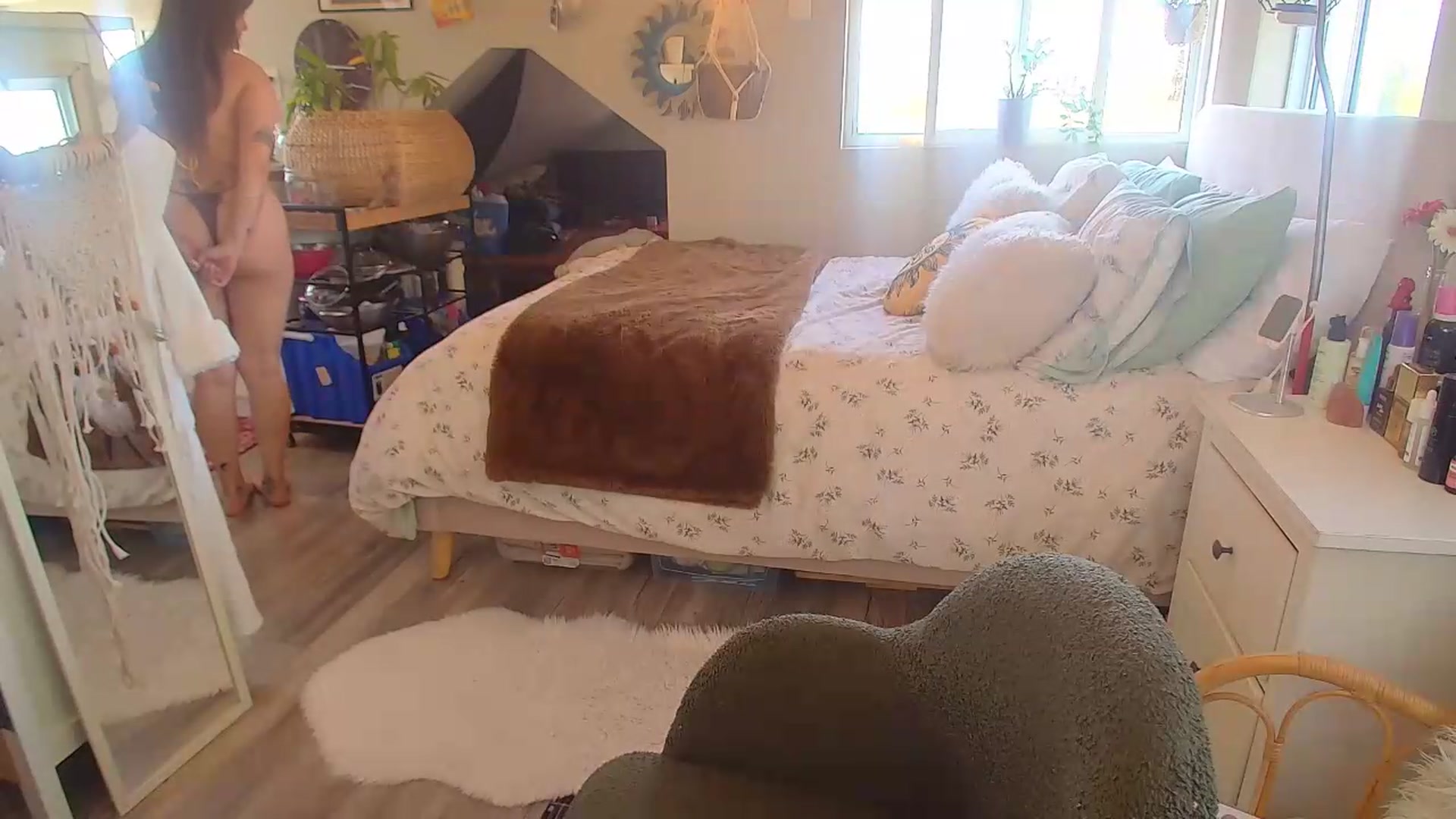 Gallery image thumbnail from Sexylexi211's myfreecams stream on, 05/18/2026, 16:30 image 3 of 20