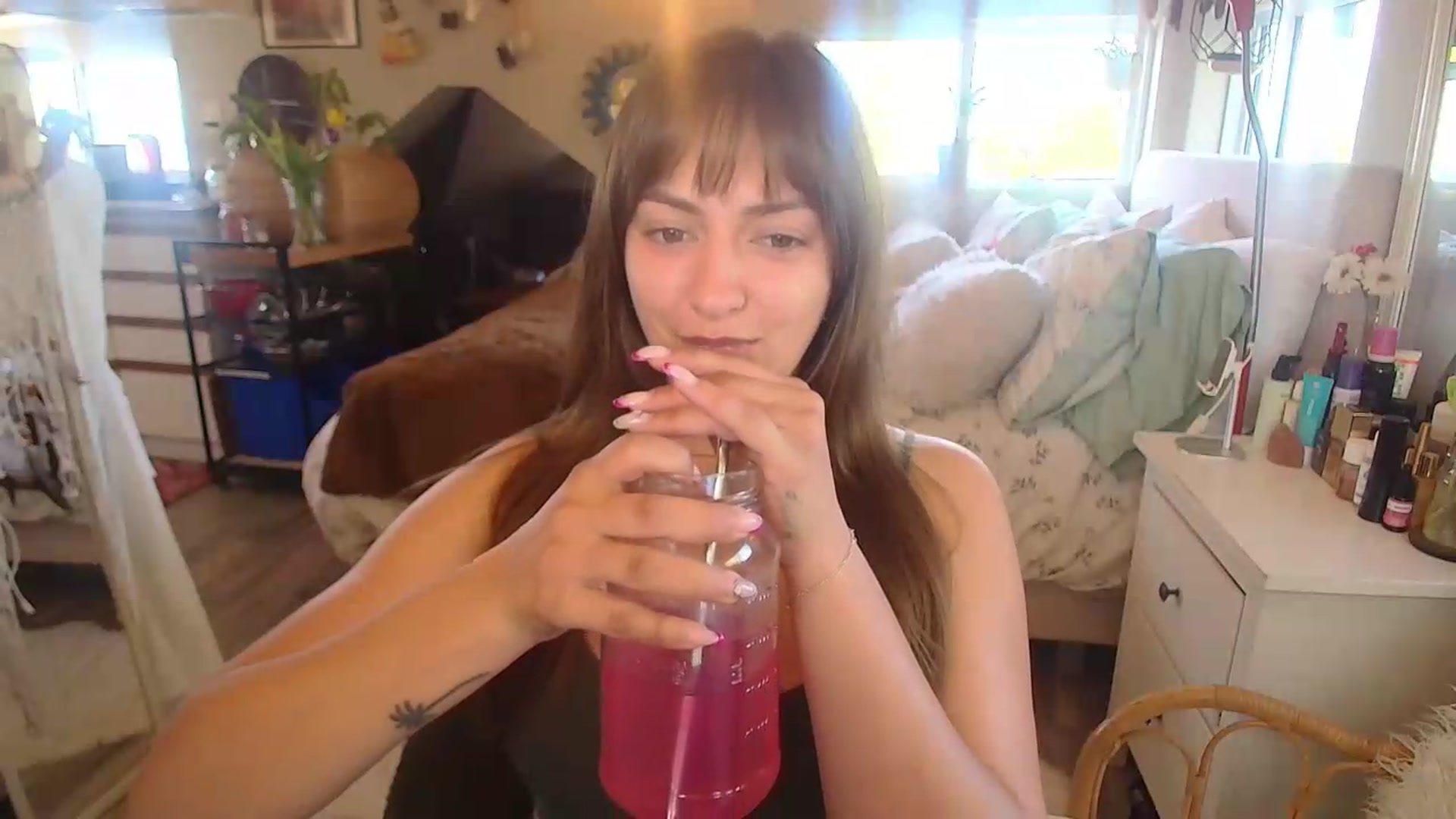 Gallery image thumbnail from Sexylexi211's myfreecams stream on, 05/26/2026, 14:35 image 12 of 20
