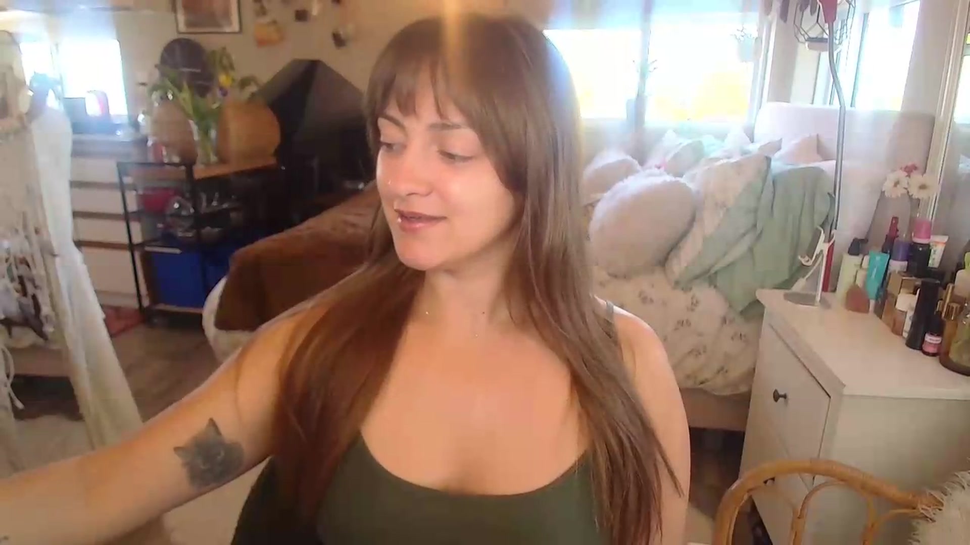 Gallery image thumbnail from Sexylexi211's myfreecams stream on, 05/26/2026, 14:35 image 3 of 20