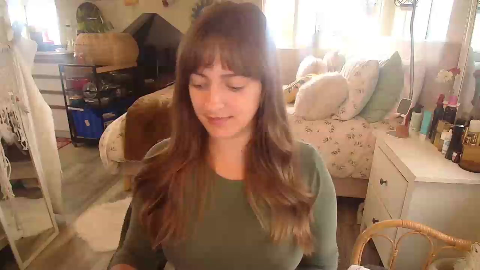 Gallery image thumbnail from Sexylexi211's myfreecams stream on, 06/10/2026, 16:55 image 6 of 20