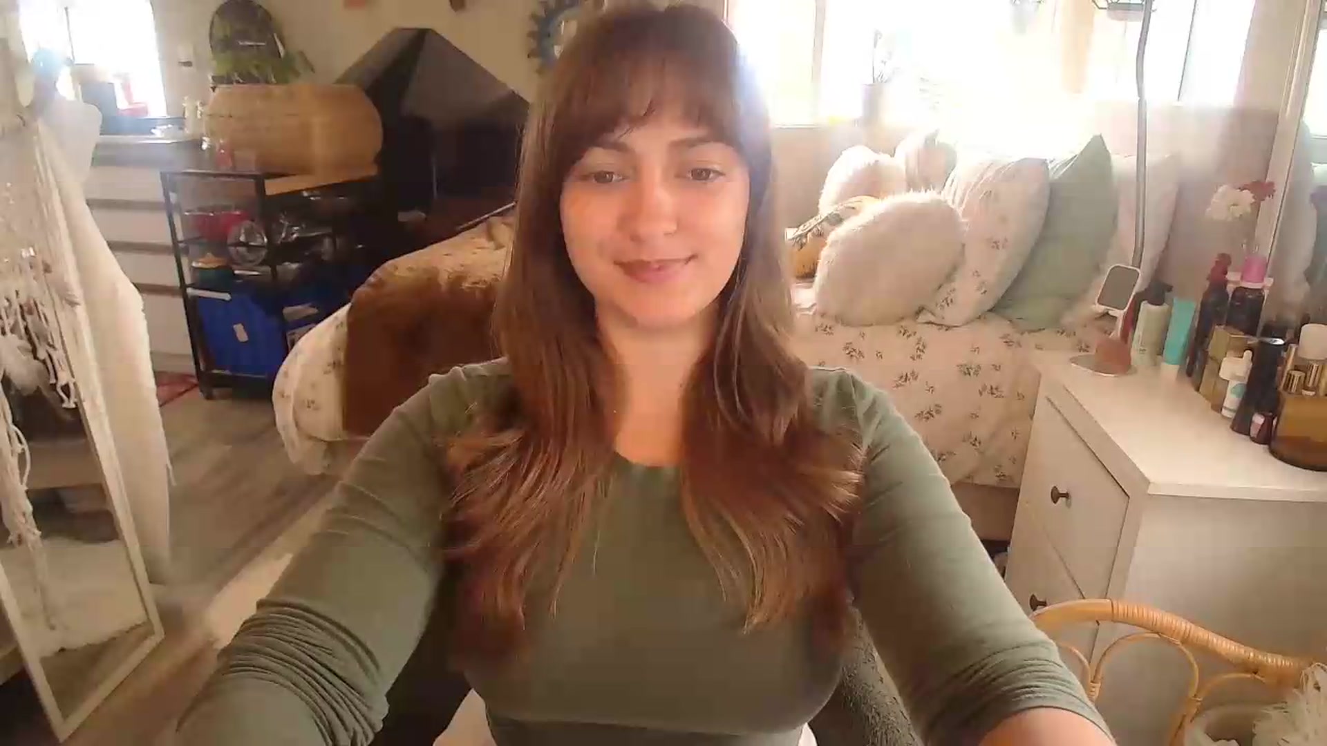 Gallery image thumbnail from Sexylexi211's myfreecams stream on, 06/10/2026, 16:55 image 11 of 20