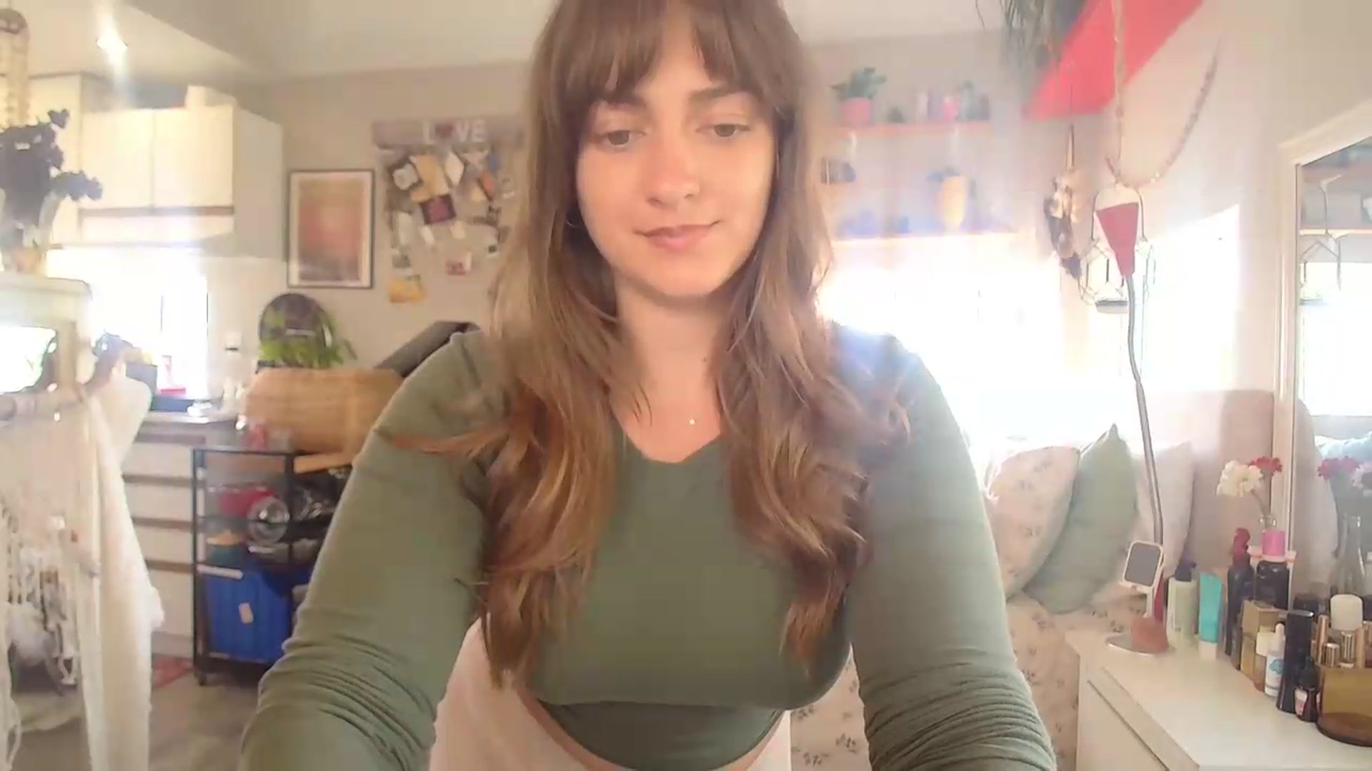 Gallery image thumbnail from Sexylexi211's myfreecams stream on, 06/10/2026, 18:18 image 15 of 20