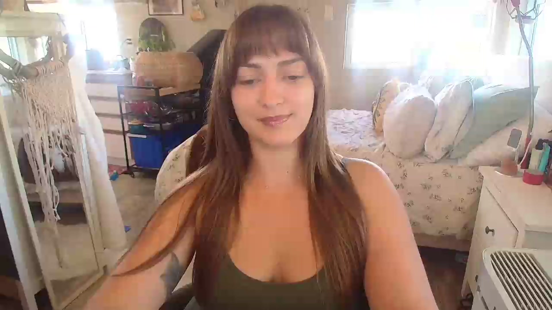 Gallery image thumbnail from Sexylexi211's myfreecams stream on, 06/16/2026, 16:24 image 11 of 20