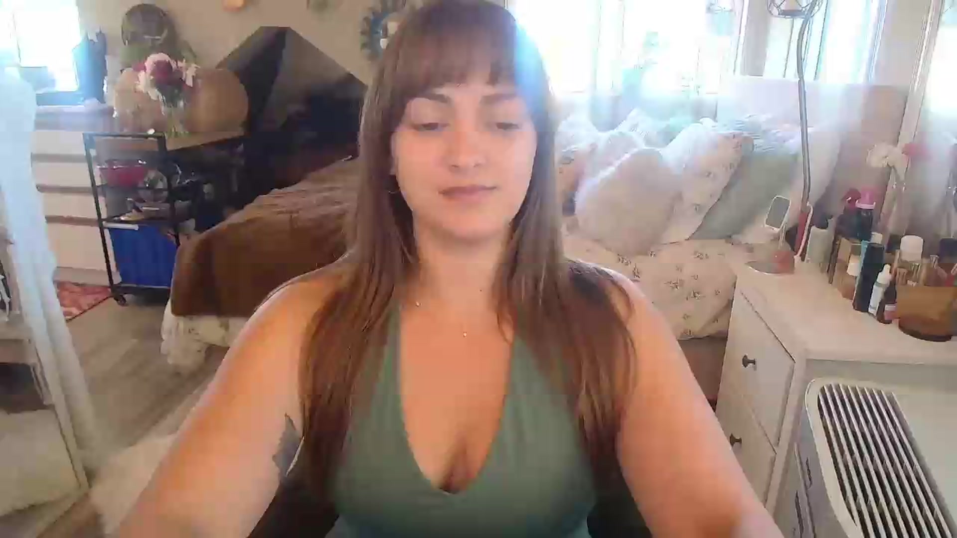 Gallery image thumbnail from Sexylexi211's myfreecams stream on, 06/23/2026, 17:12 image 1 of 20