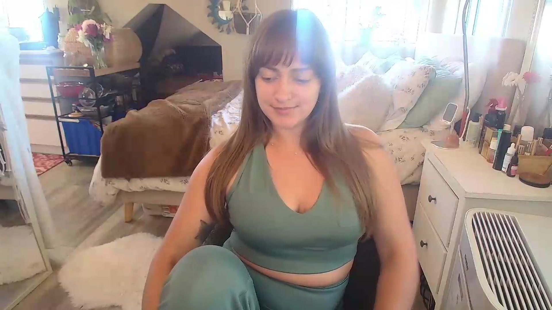 Gallery image thumbnail from Sexylexi211's myfreecams stream on, 06/23/2026, 17:12 image 10 of 20