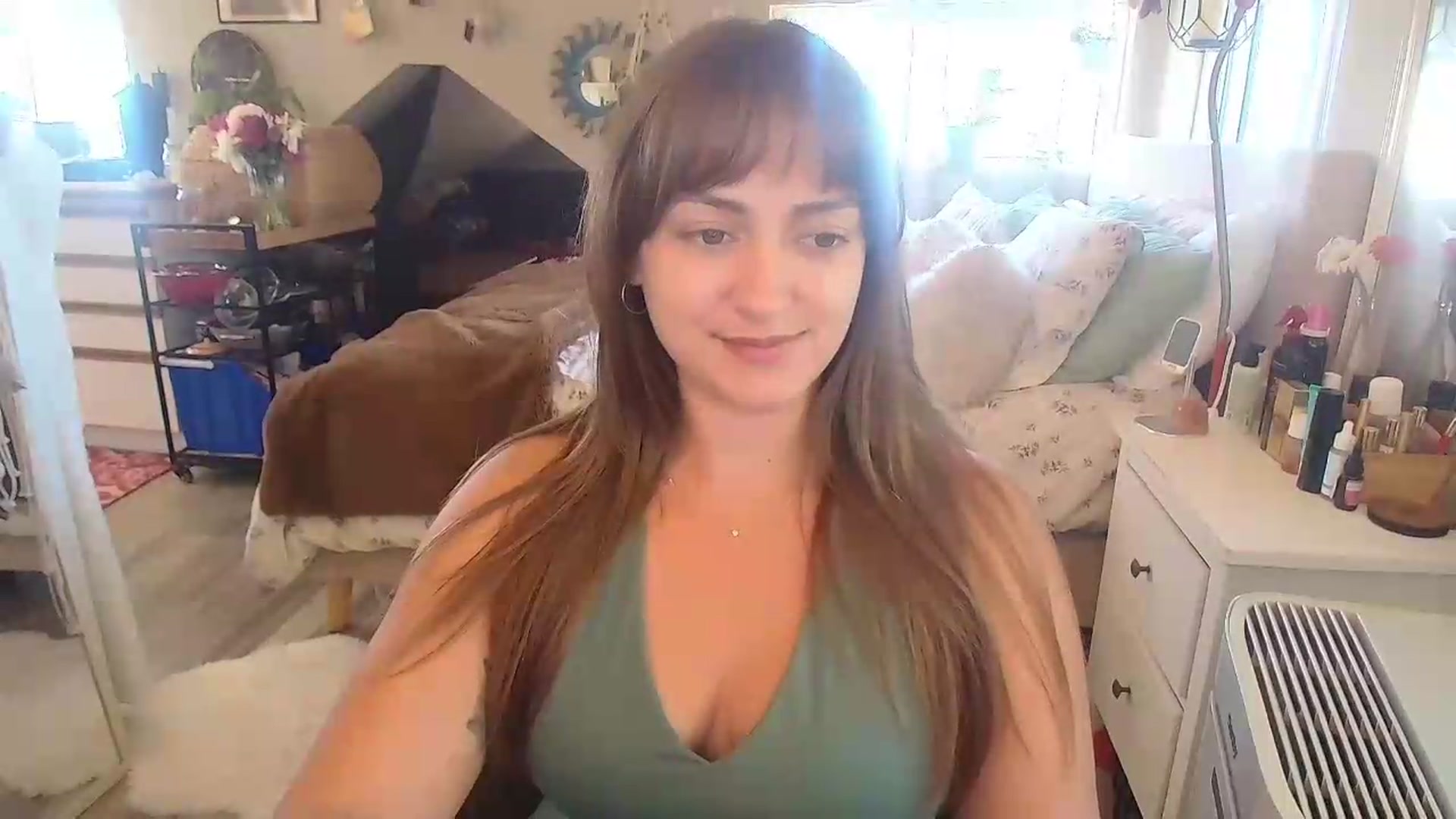 Gallery image thumbnail from Sexylexi211's myfreecams stream on, 06/23/2026, 17:12 image 14 of 20