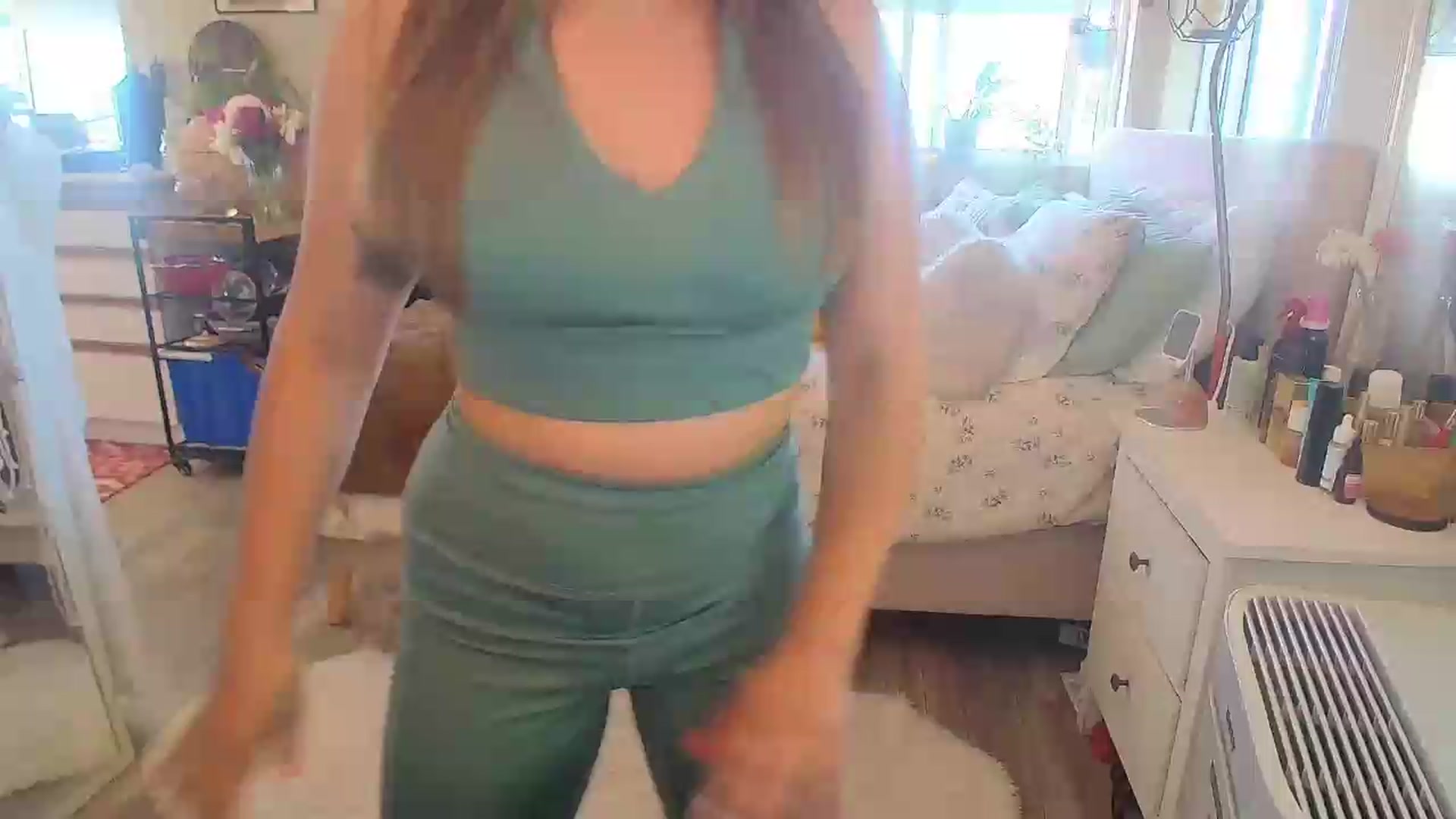 Gallery image thumbnail from Sexylexi211's myfreecams stream on, 06/23/2026, 17:12 image 9 of 20