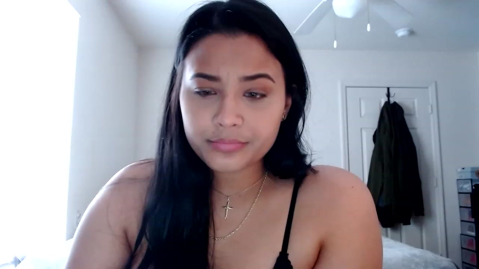 Gallery image thumbnail from Sexylexii_5's myfreecams stream on, 03/27/2023, 15:12 image 14 of 20