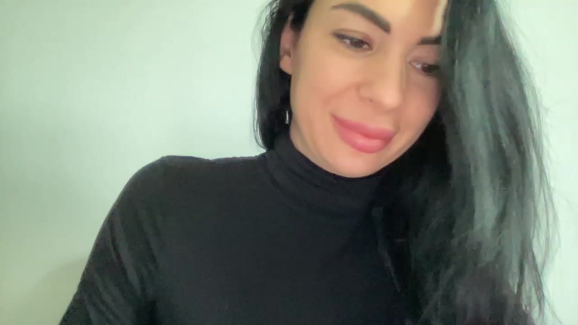 Gallery image thumbnail from Sexylicious21's myfreecams stream on, 01/06/2023, 08:23 image 16 of 20