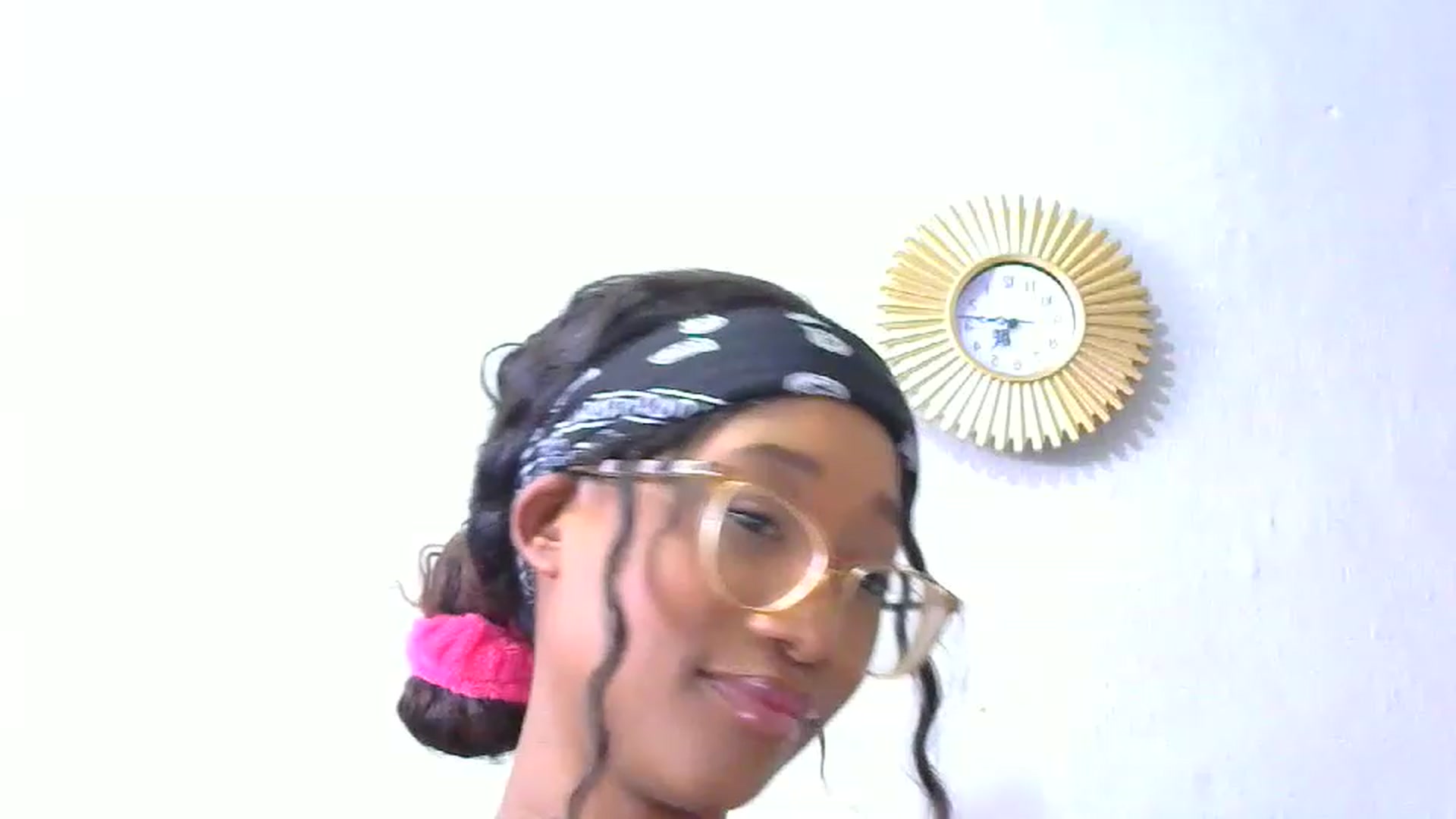Gallery image thumbnail from Sexyliciousex's myfreecams stream on, 11/15/2022, 12:46 image 5 of 20