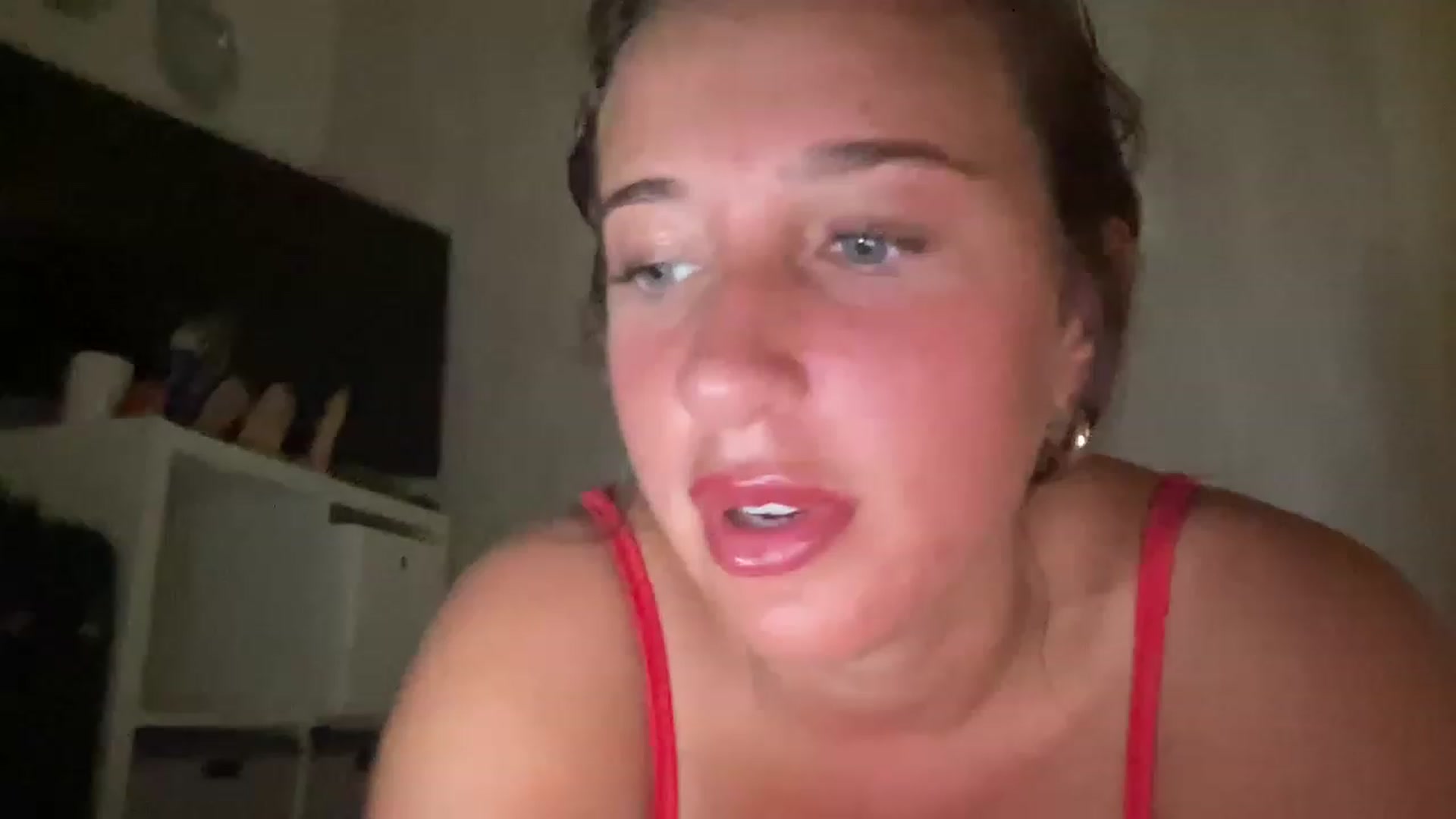 Gallery image thumbnail from Sexyliv24's myfreecams stream on, 08/11/2023, 21:53 image 13 of 20