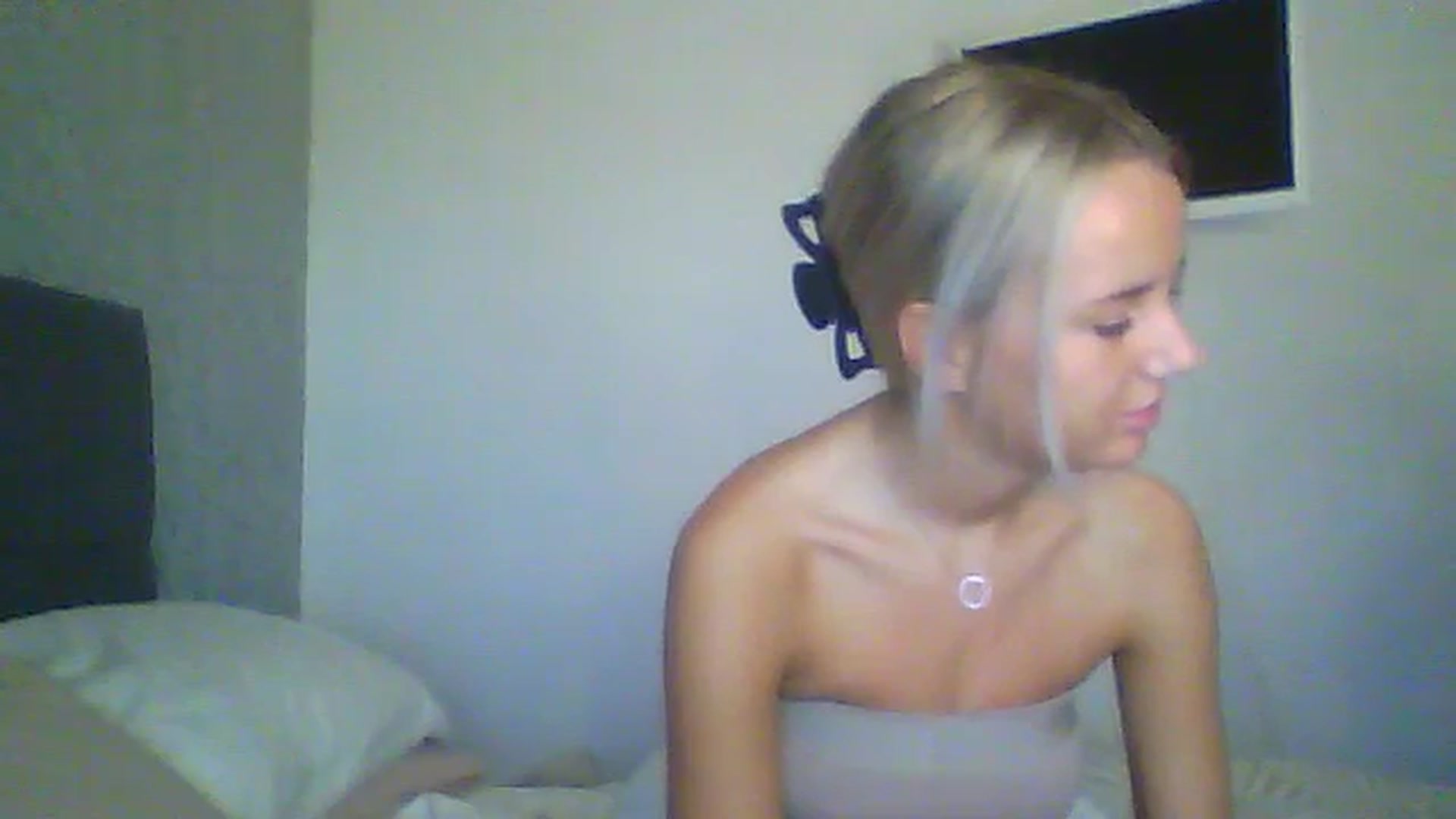 Gallery image thumbnail from Sexylucy7's myfreecams stream on, 12/14/2023, 16:22 image 6 of 20
