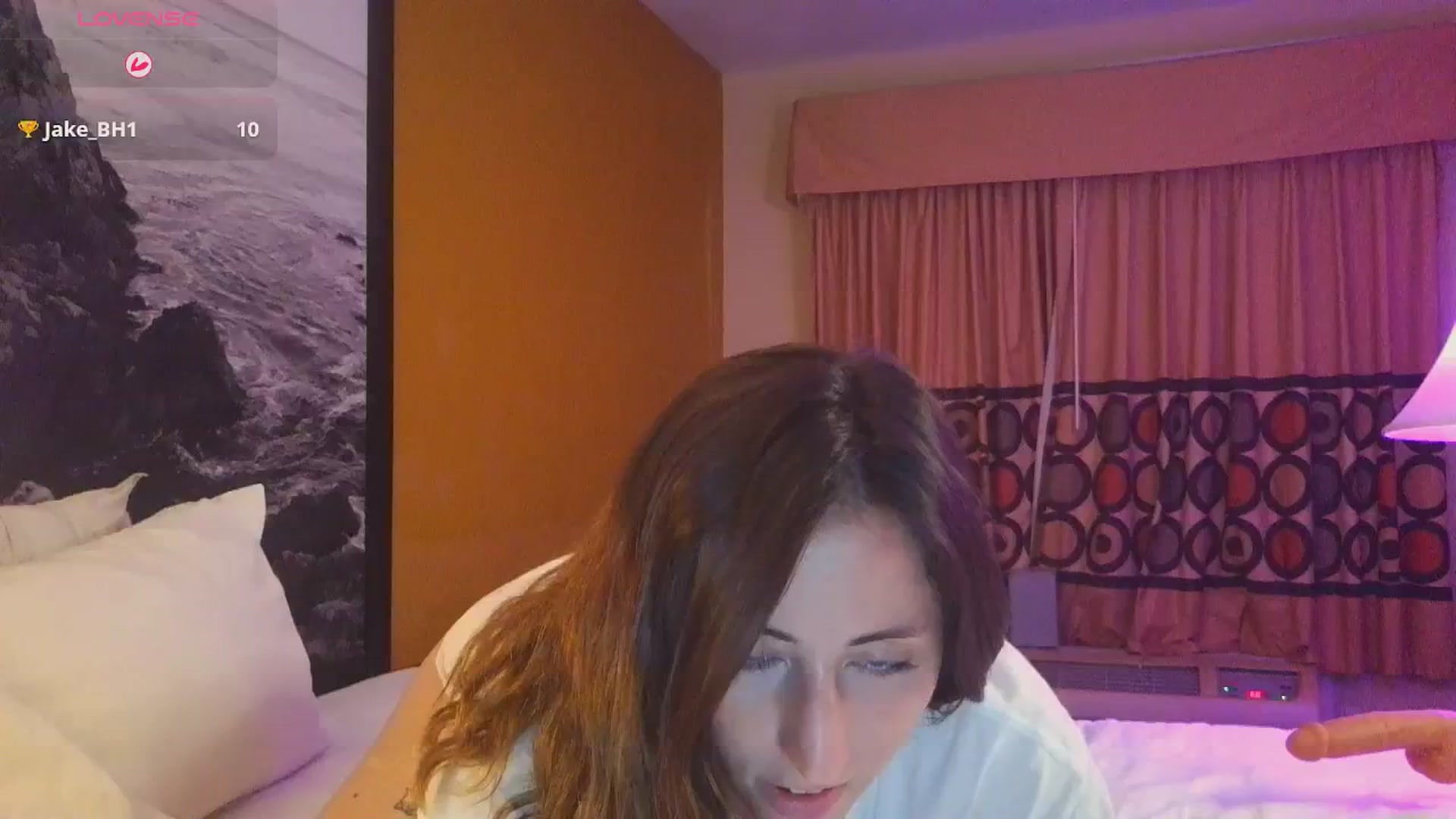 Gallery image thumbnail from Sexylv's myfreecams stream on, 09/15/2024, 23:20 image 4 of 20