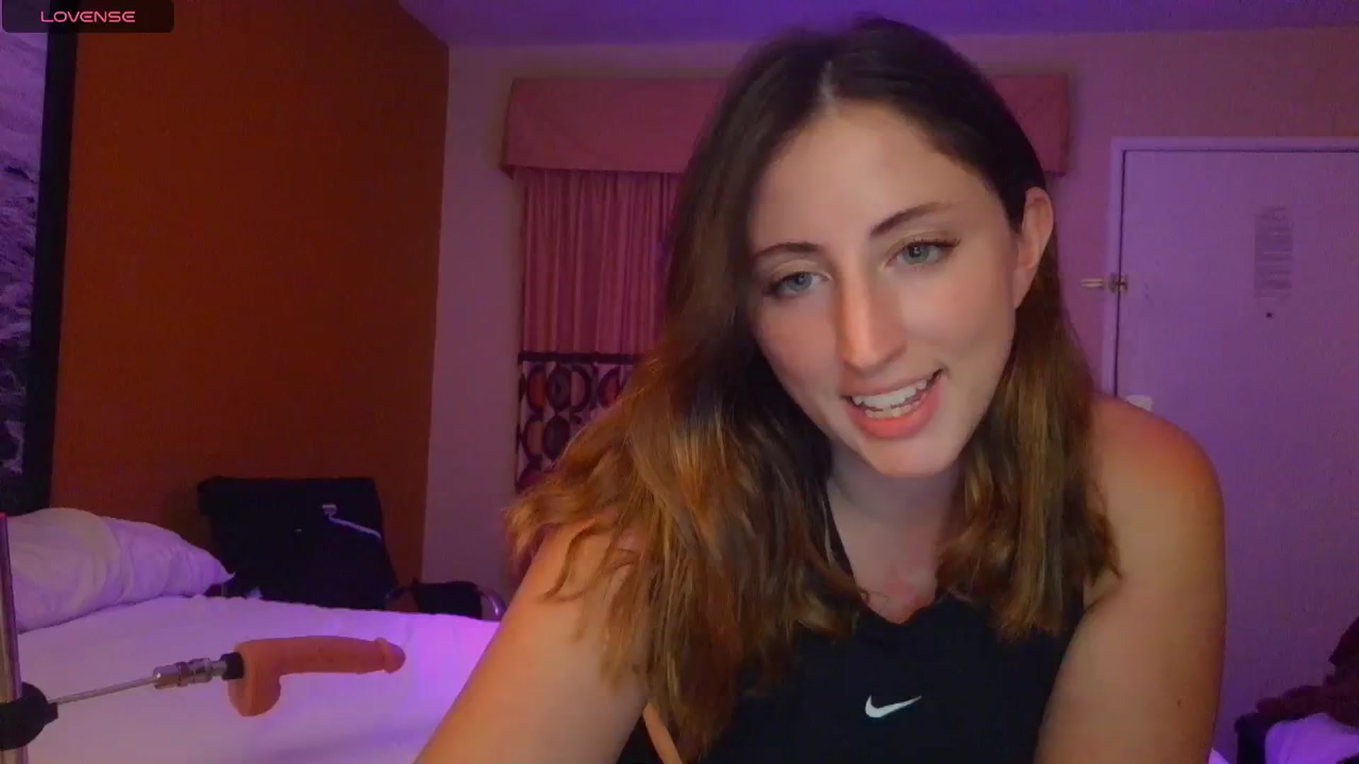 Gallery image thumbnail from Sexylv's myfreecams stream on, 09/19/2024, 11:52 image 1 of 20