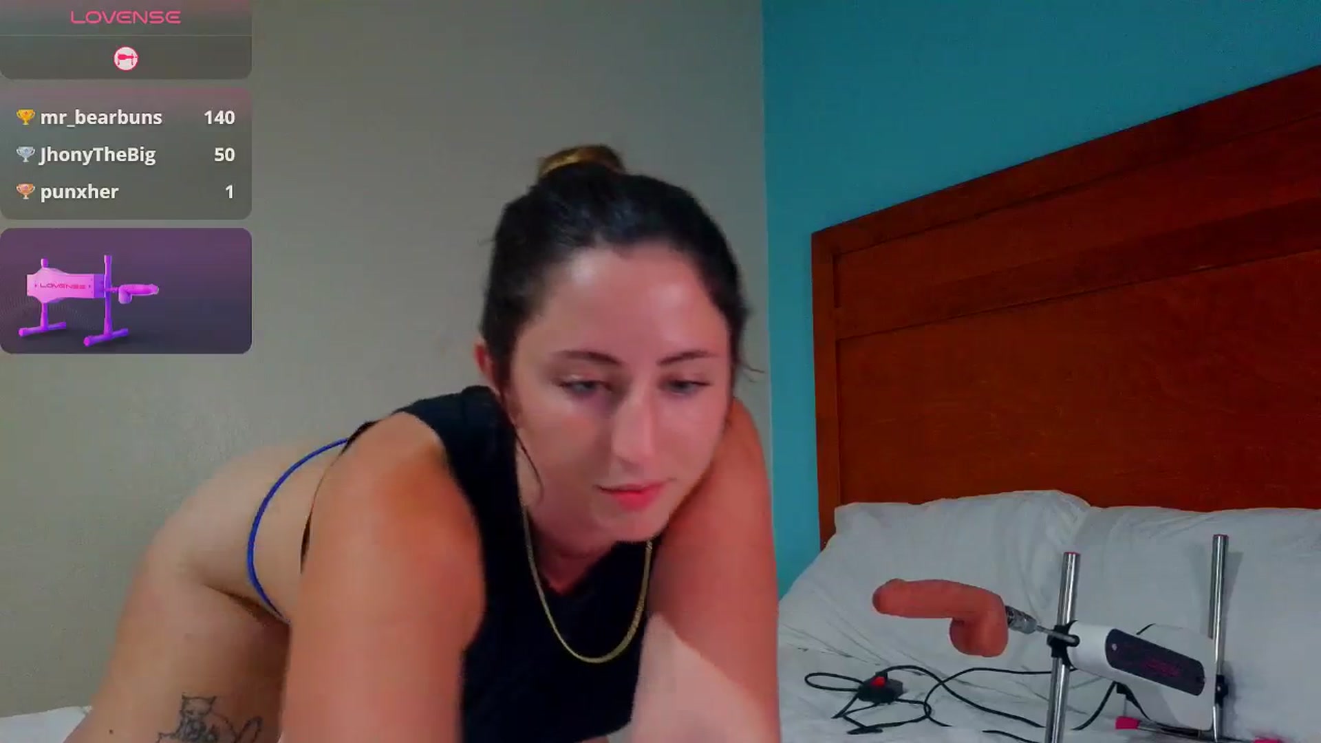 Gallery image thumbnail from Sexylv's myfreecams stream on, 09/23/2024, 06:05 image 6 of 20