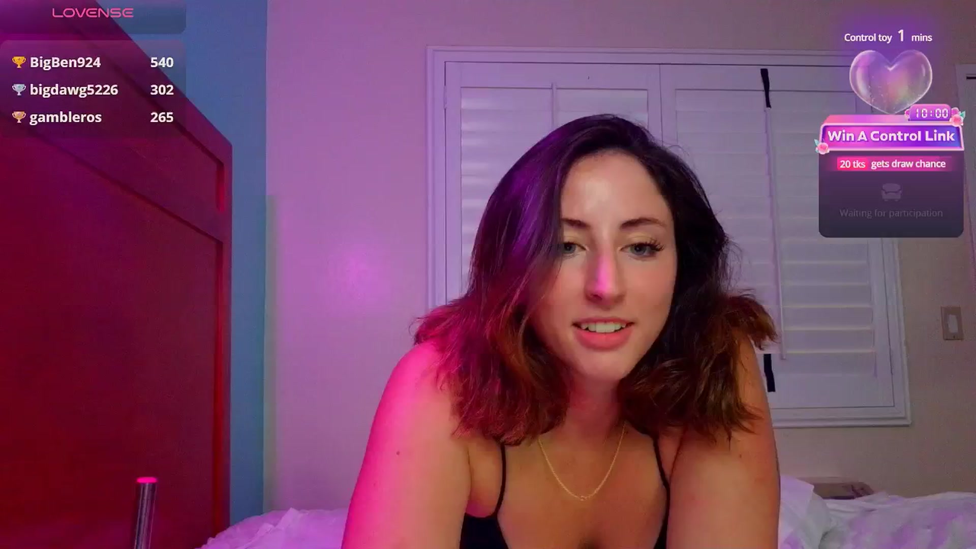 Gallery image thumbnail from Sexylv's myfreecams stream on, 09/27/2024, 07:21 image 1 of 20