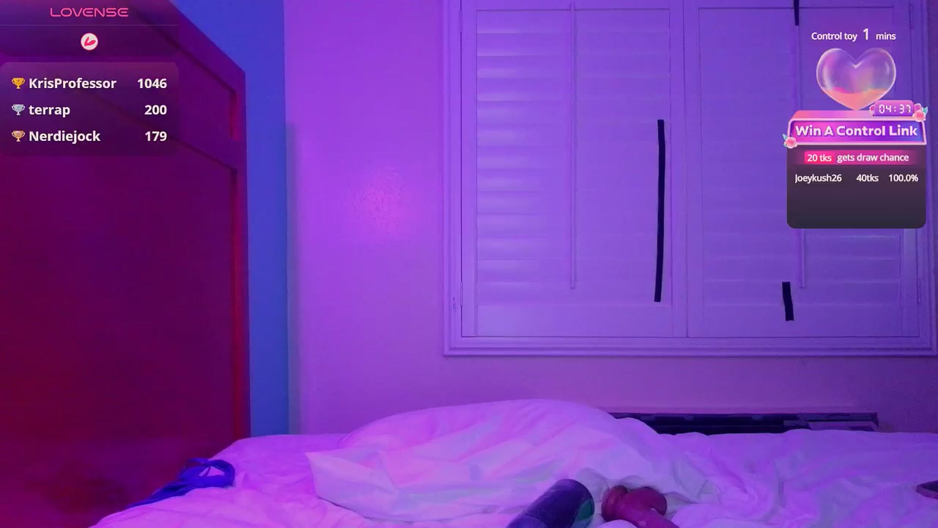 Gallery image thumbnail from Sexylv's myfreecams stream on, 09/28/2024, 16:27 image 6 of 20
