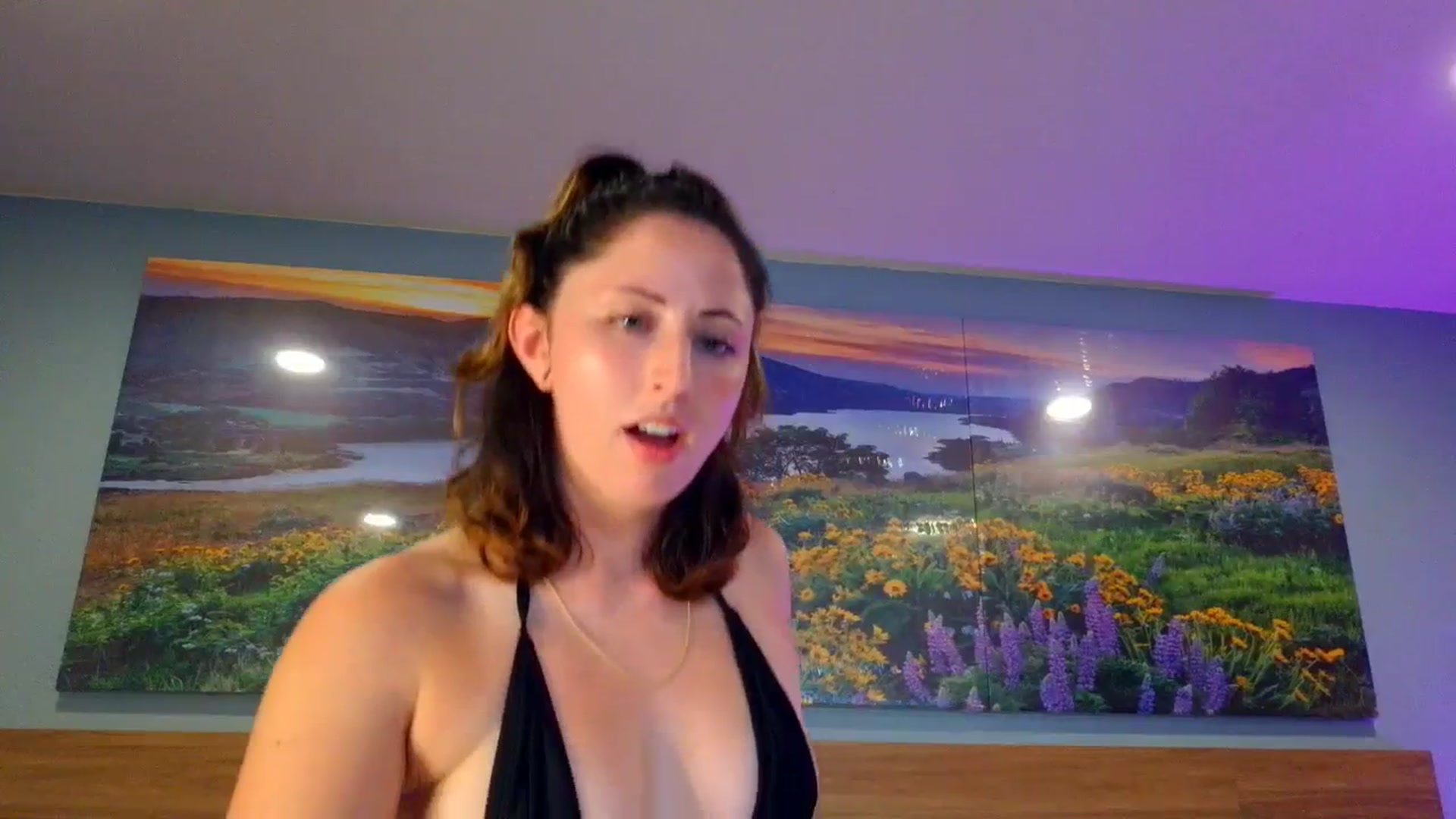Gallery image thumbnail from Sexylv's myfreecams stream on, 10/25/2024, 11:46 image 9 of 20