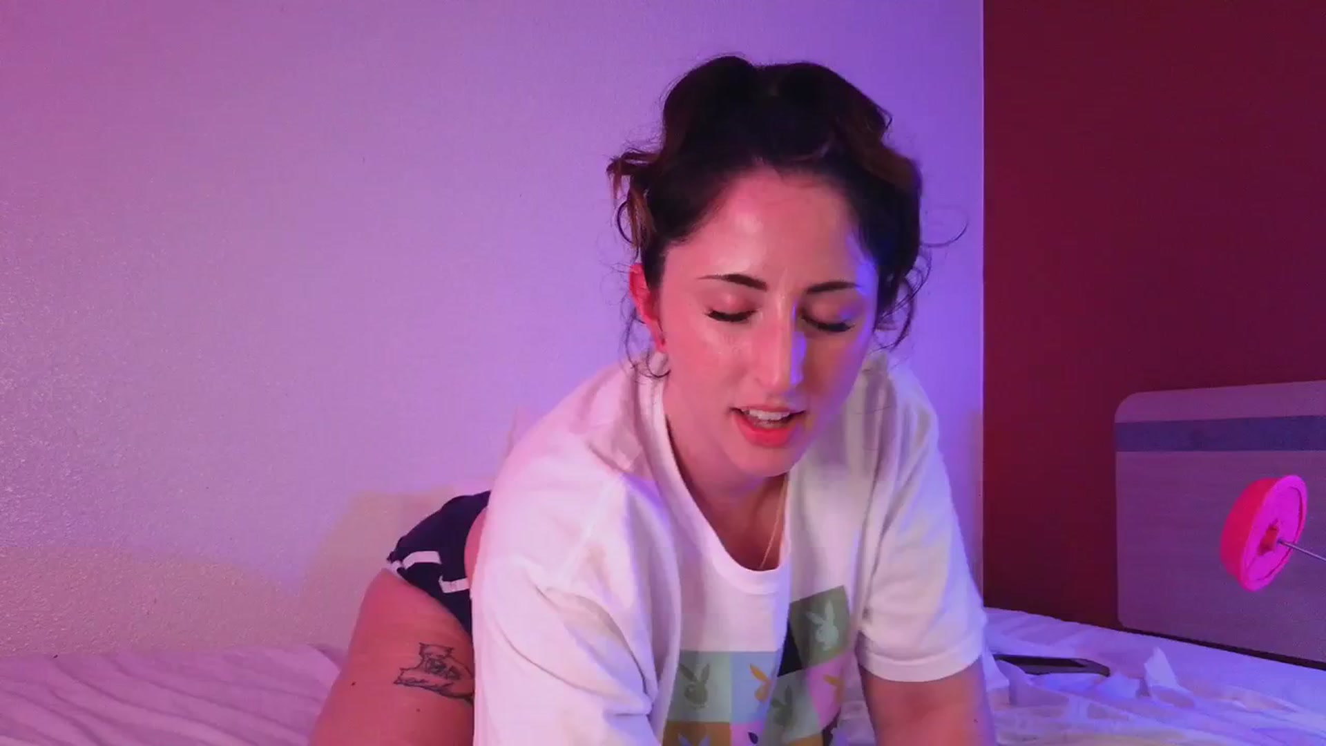 Gallery image thumbnail from Sexylv's myfreecams stream on, 12/17/2024, 11:14 image 5 of 20