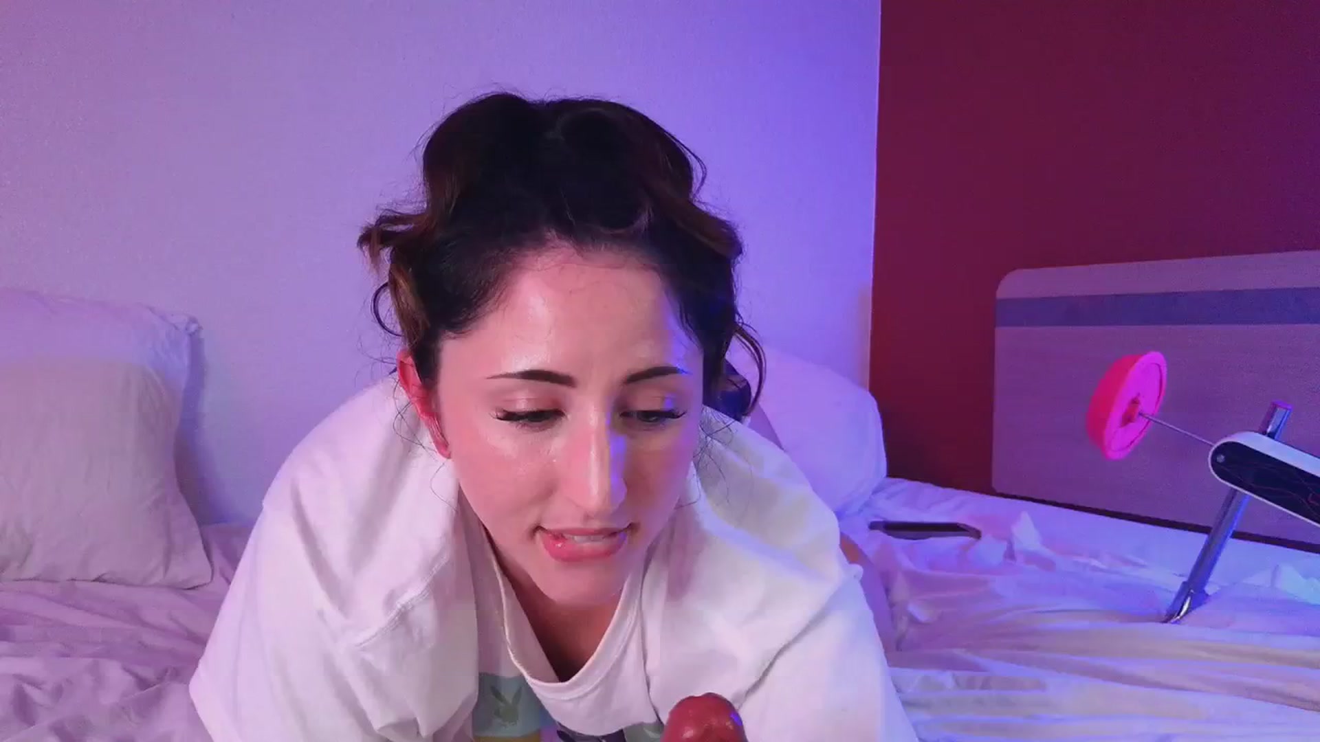 Gallery image thumbnail from Sexylv's myfreecams stream on, 12/17/2024, 11:14 image 6 of 20
