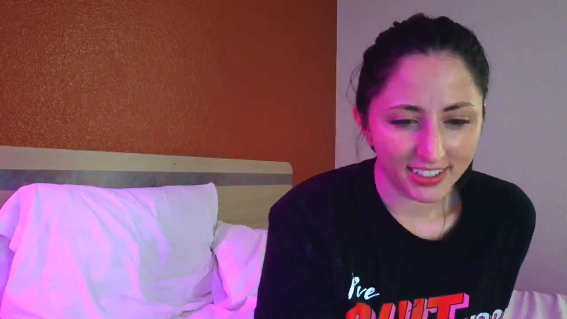Gallery image thumbnail from Sexylv's myfreecams stream on, 02/16/2025, 17:55 image 15 of 20