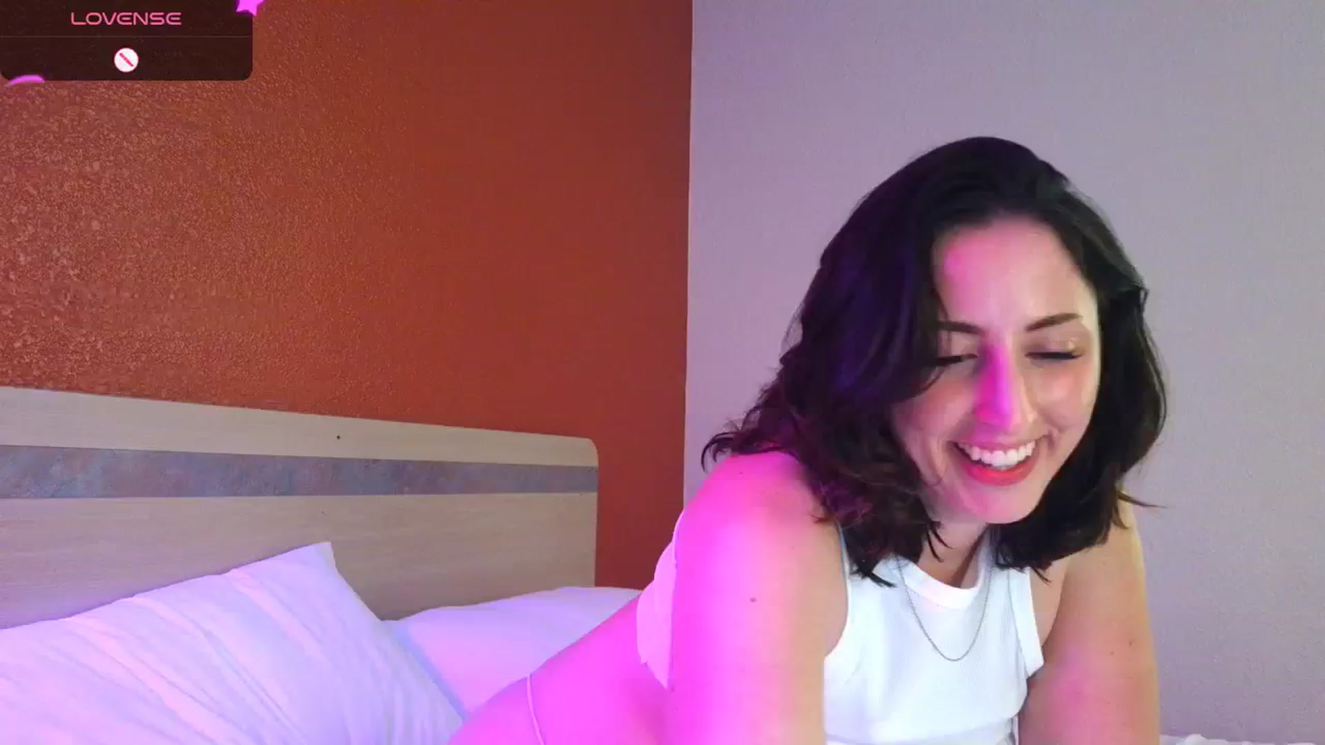 Gallery image thumbnail from Sexylv's myfreecams stream on, 02/19/2025, 14:37 image 20 of 20