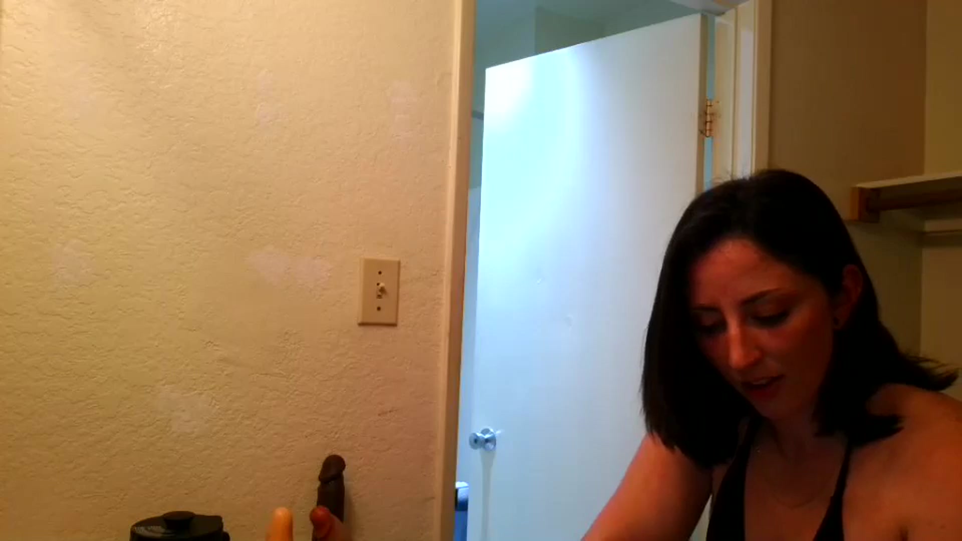 Gallery image thumbnail from Sexylv's myfreecams stream on, 02/25/2025, 17:47 image 12 of 20