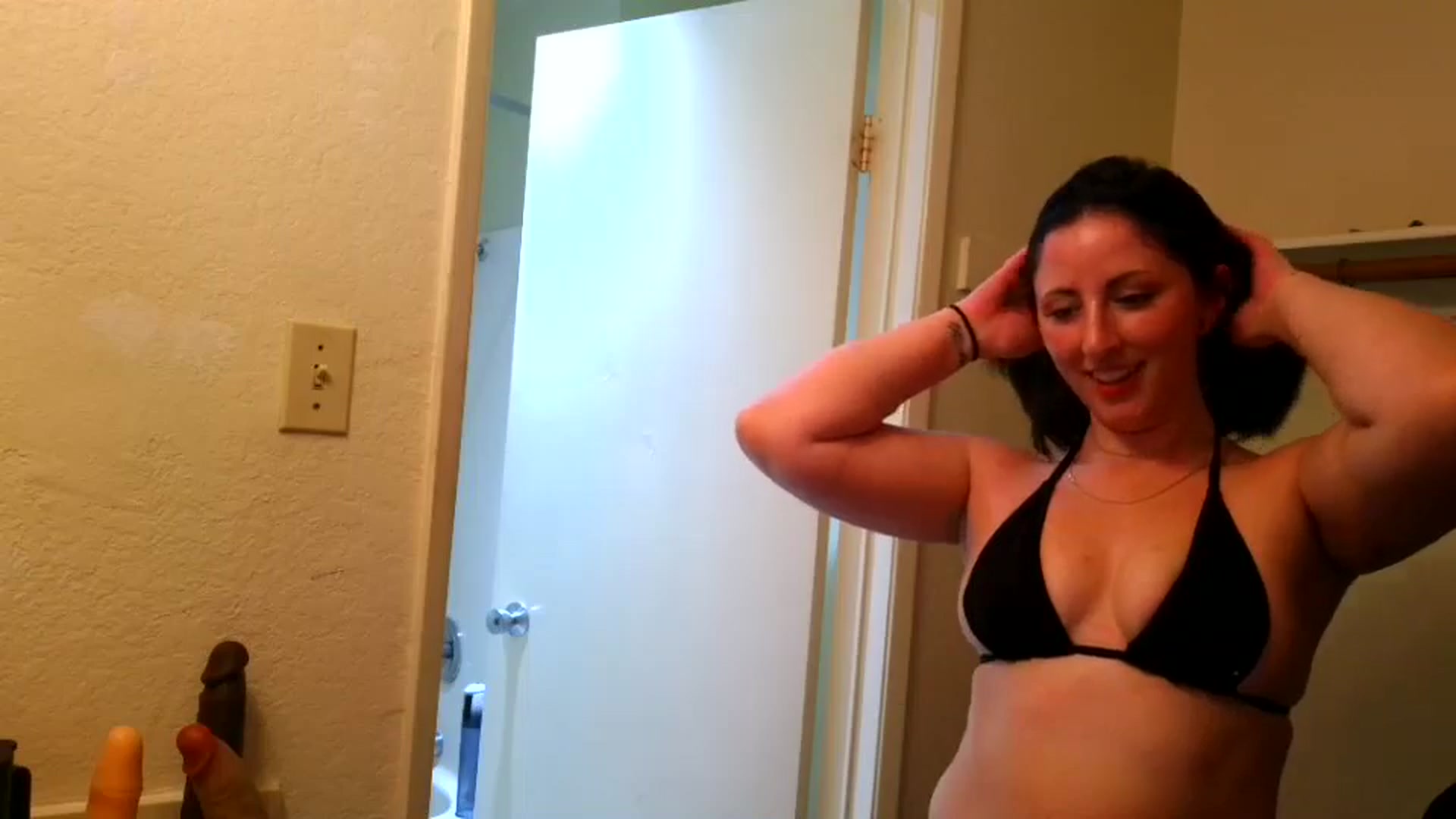 Gallery image thumbnail from Sexylv's myfreecams stream on, 02/25/2025, 17:47 image 3 of 20