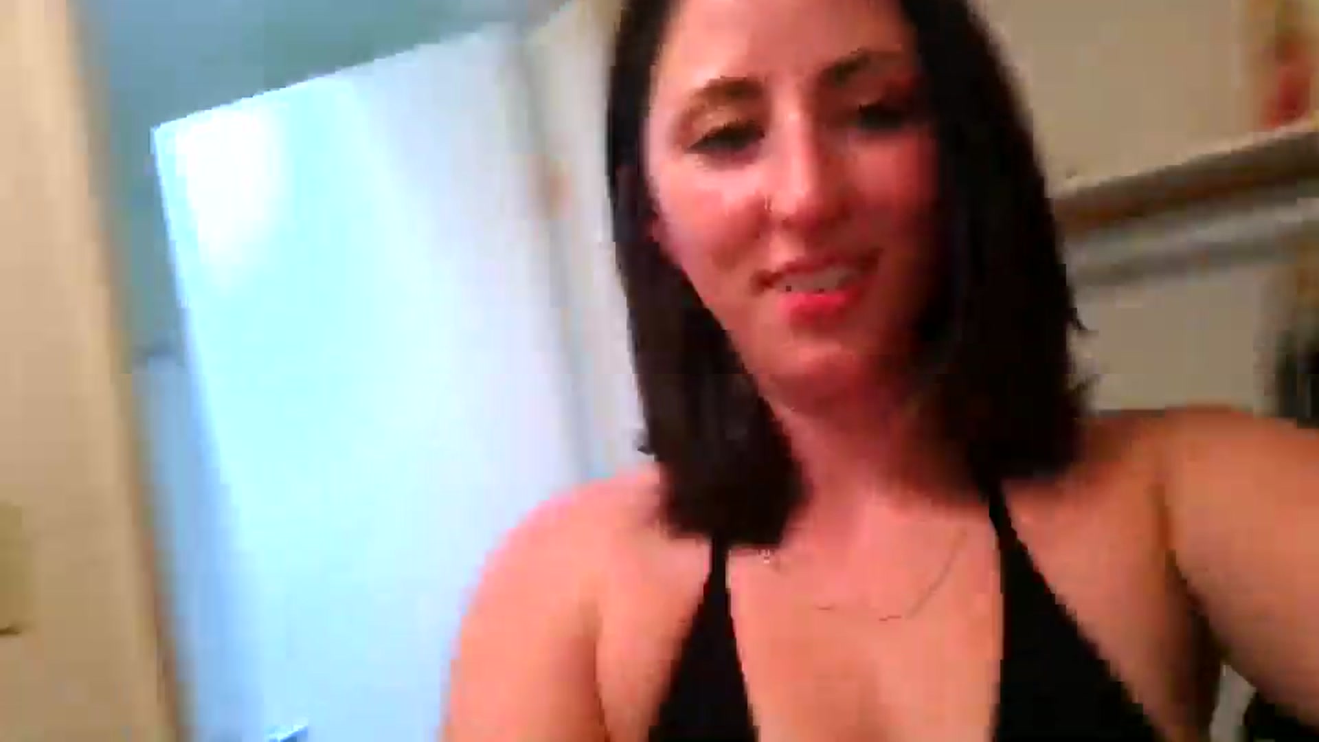 Gallery image thumbnail from Sexylv's myfreecams stream on, 02/25/2025, 17:47 image 7 of 20