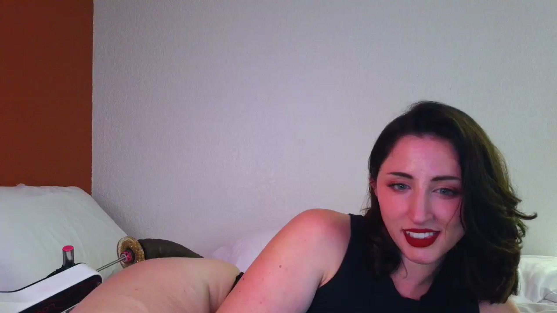 Gallery image thumbnail from Sexylv's myfreecams stream on, 03/21/2025, 10:04 image 17 of 20