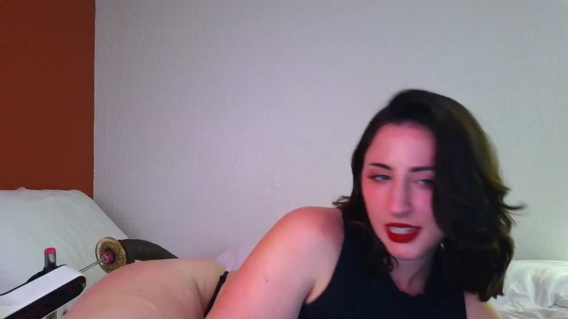 Gallery image thumbnail from Sexylv's myfreecams stream on, 03/21/2025, 10:04 image 13 of 20