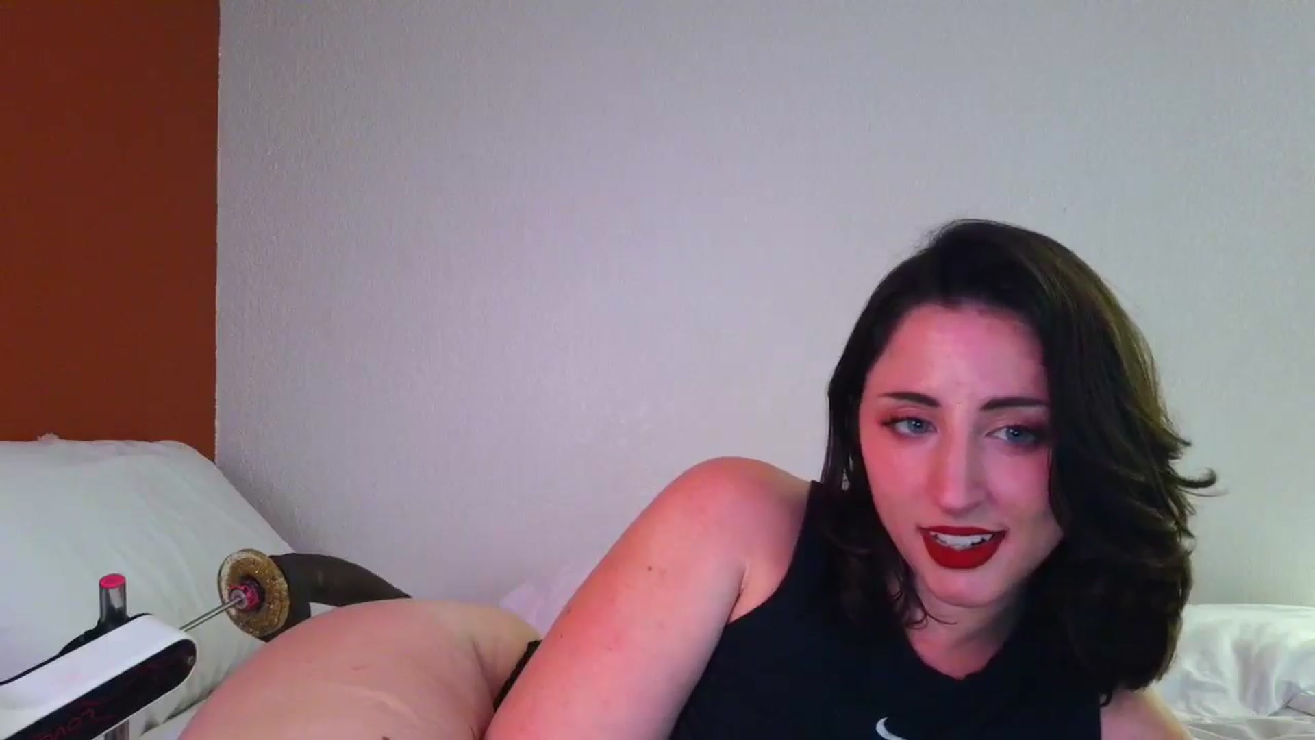 Gallery image thumbnail from Sexylv's myfreecams stream on, 03/21/2025, 10:04 image 15 of 20