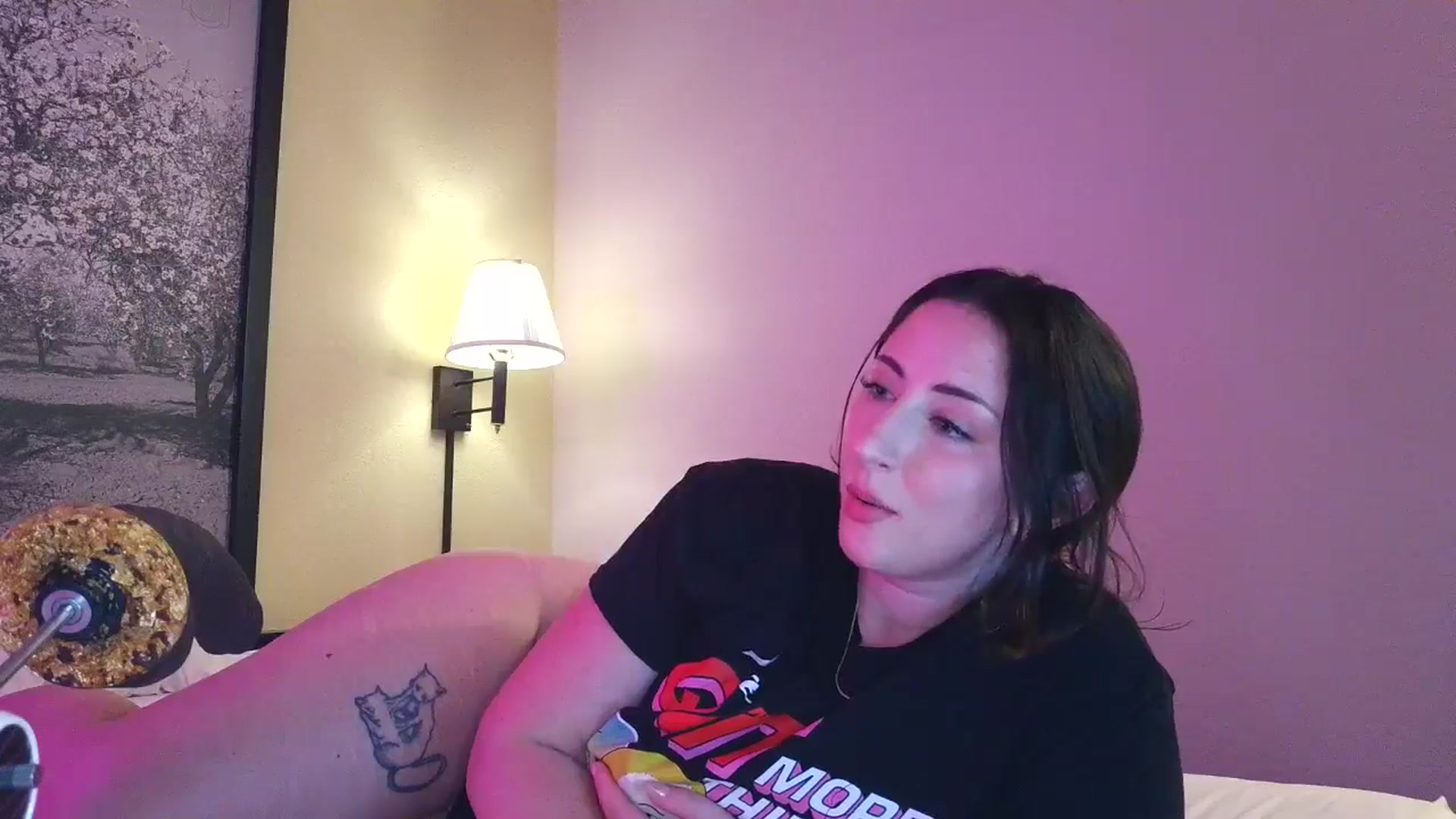 Gallery image thumbnail from Sexylv's myfreecams stream on, 03/26/2025, 10:47 image 10 of 20