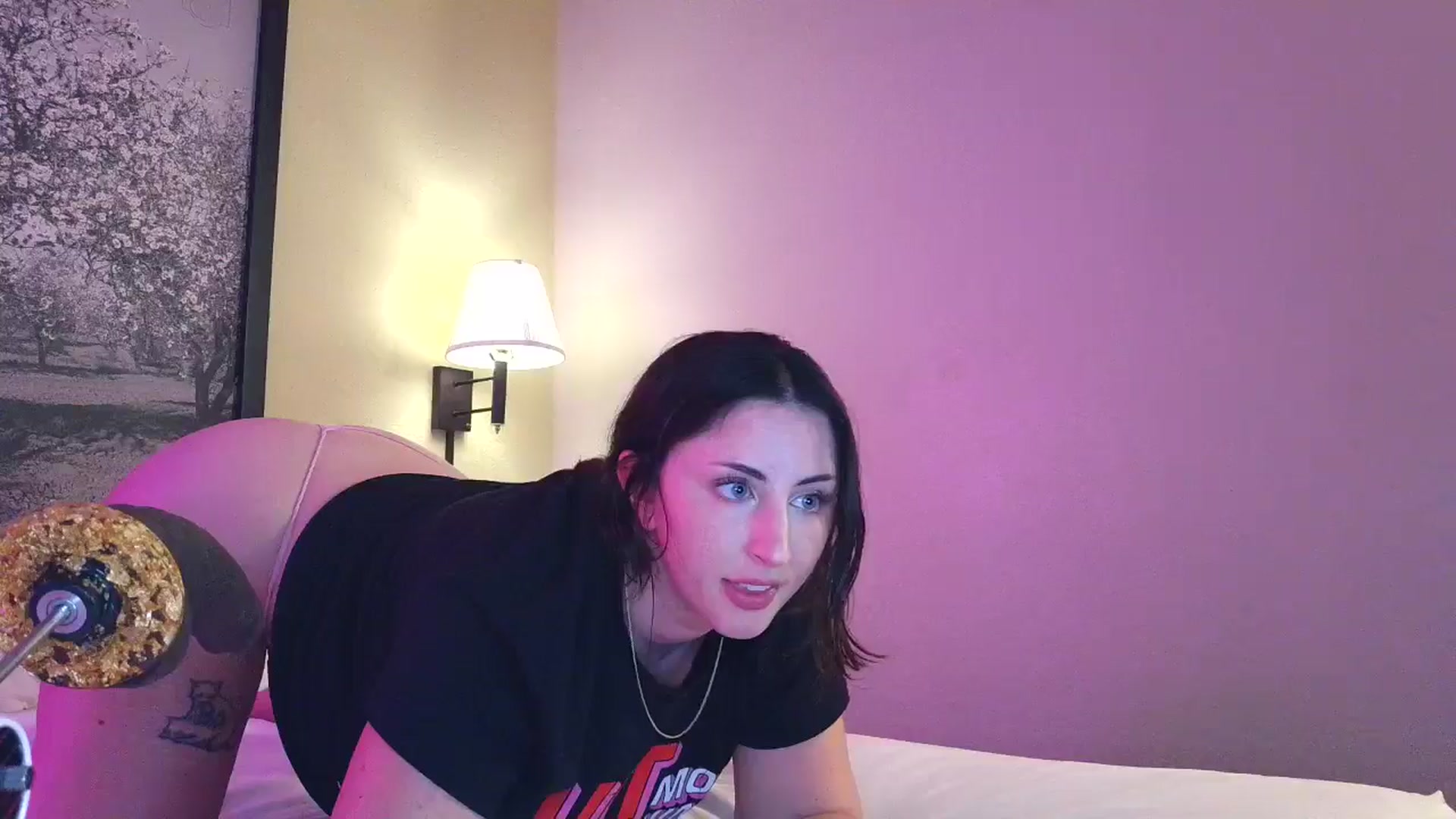 Gallery image thumbnail from Sexylv's myfreecams stream on, 03/26/2025, 10:47 image 5 of 20