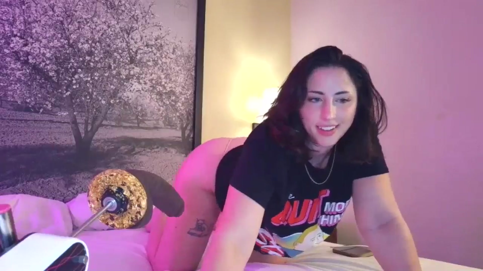 Gallery image thumbnail from Sexylv's myfreecams stream on, 03/26/2025, 11:14 image 2 of 20