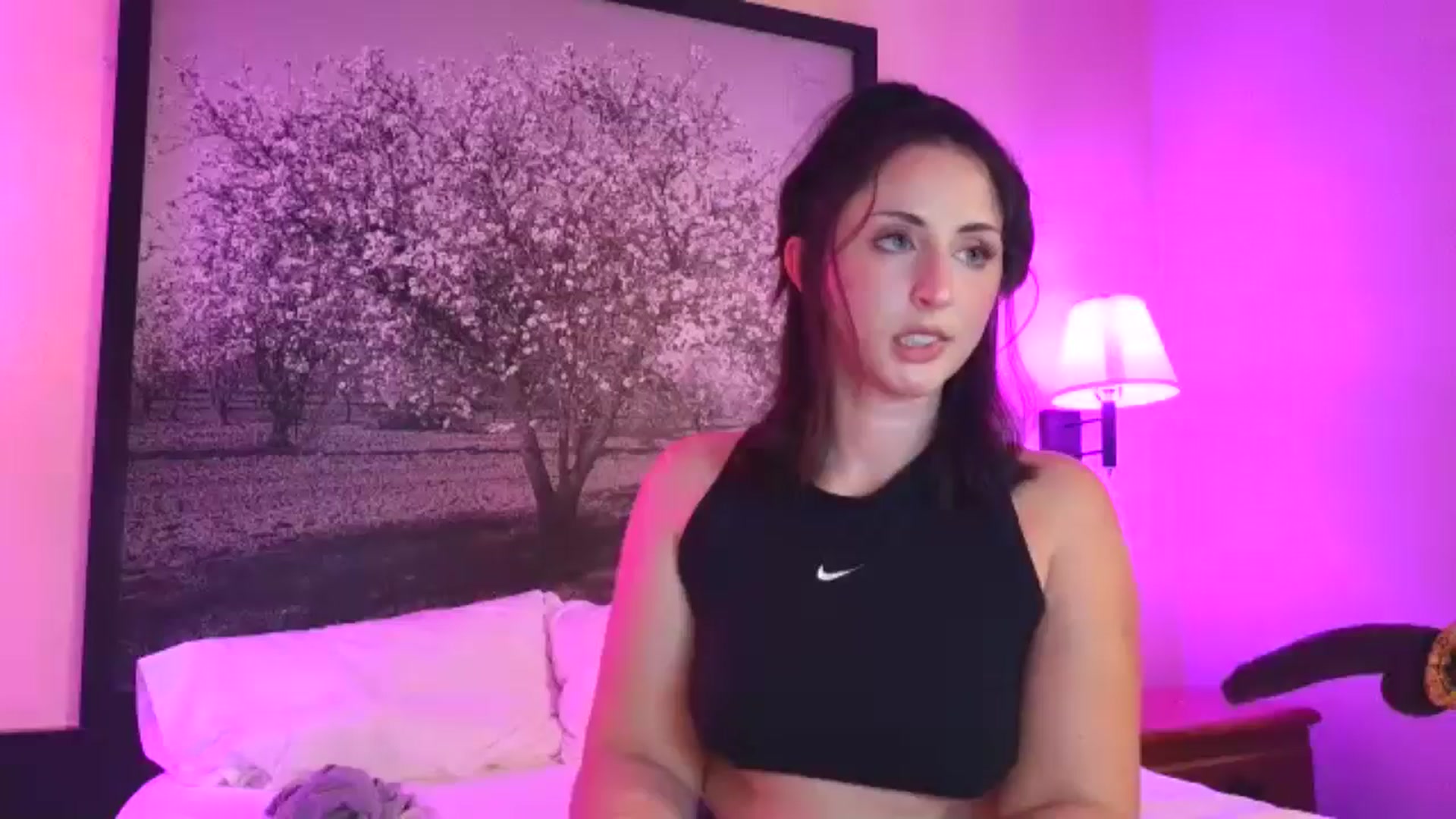 Gallery image thumbnail from Sexylv's myfreecams stream on, 03/27/2025, 12:39 image 1 of 20