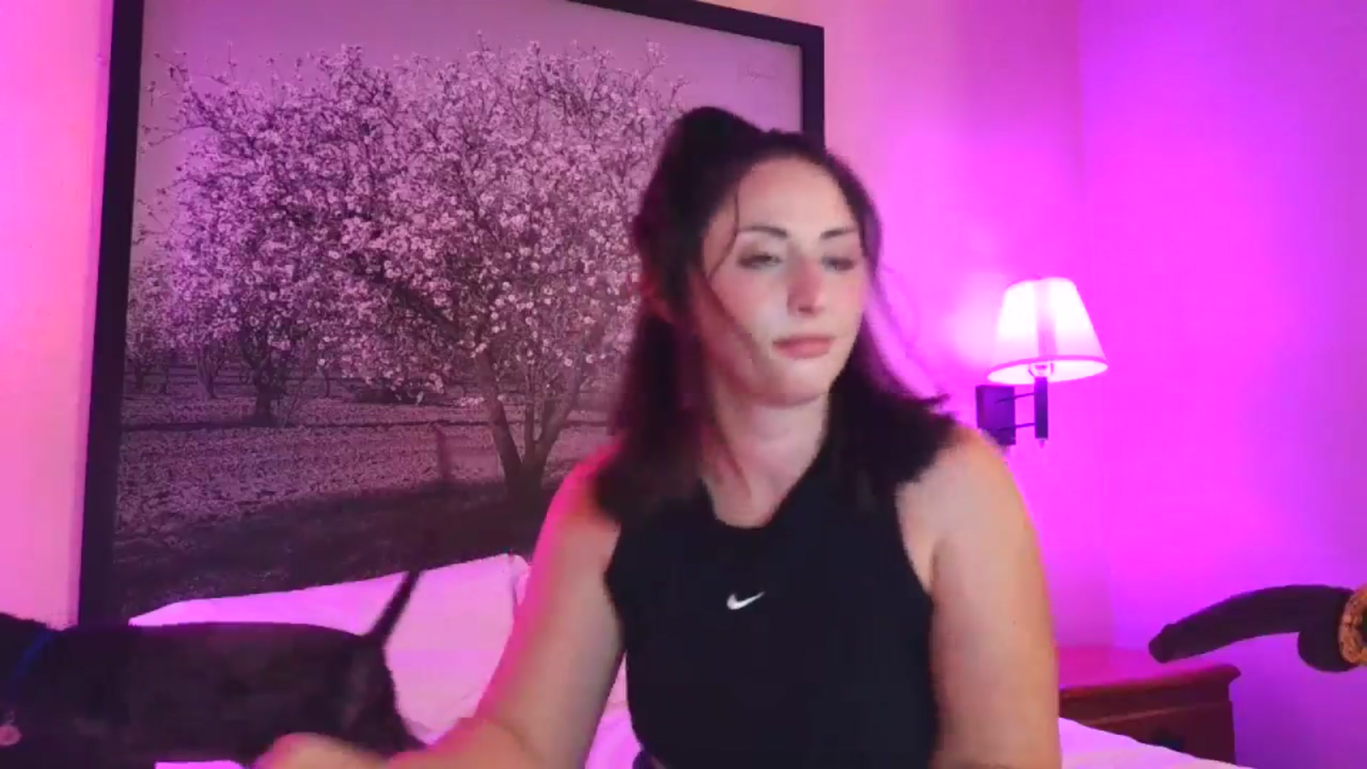 Gallery image thumbnail from Sexylv's myfreecams stream on, 03/27/2025, 12:39 image 2 of 20