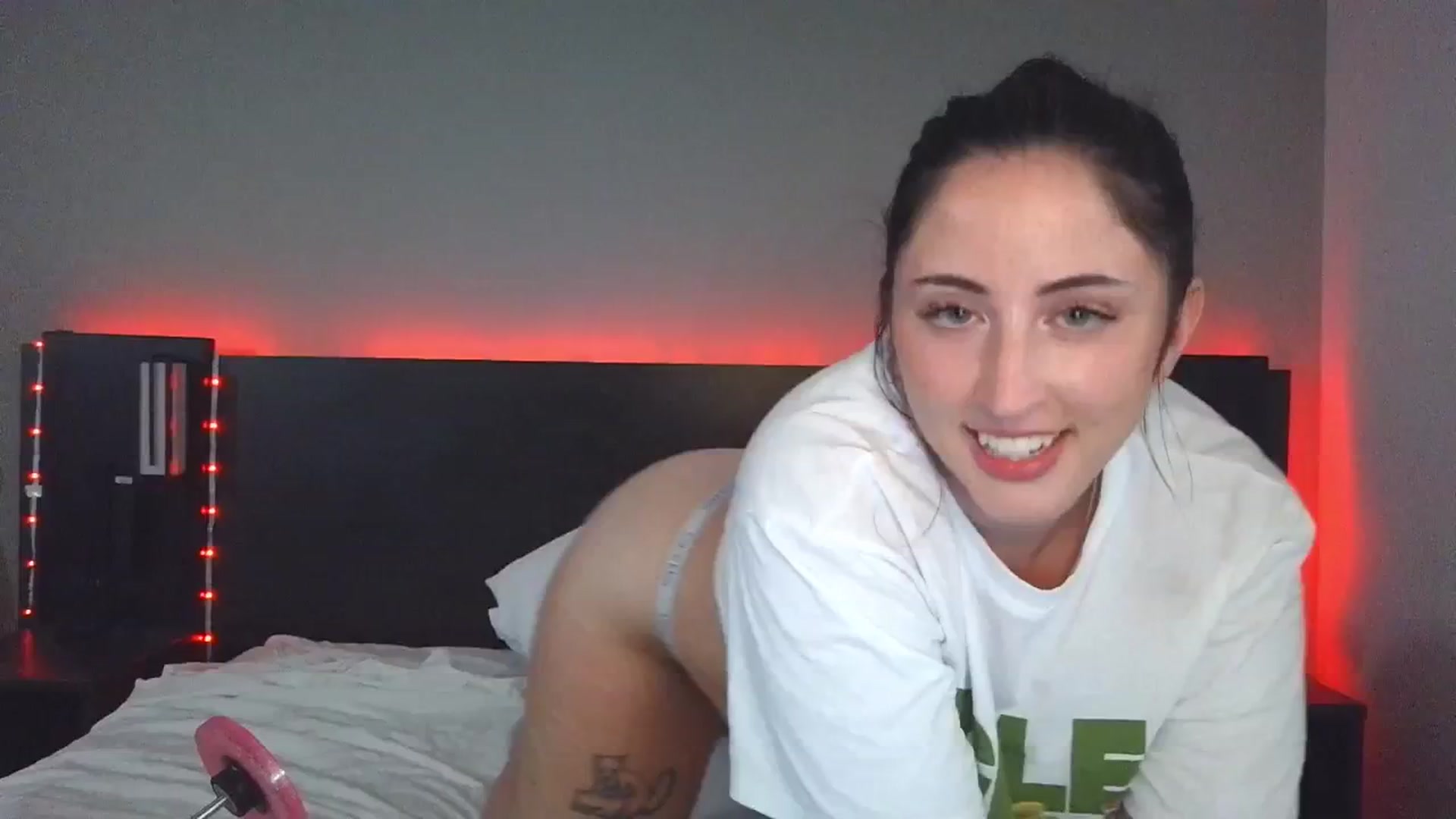 Gallery image thumbnail from Sexylv's myfreecams stream on, 06/09/2025, 09:43 image 3 of 20